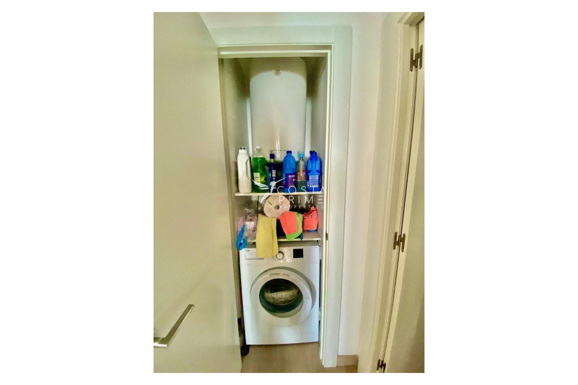 Resale - Apartment / Flat - Benidorm