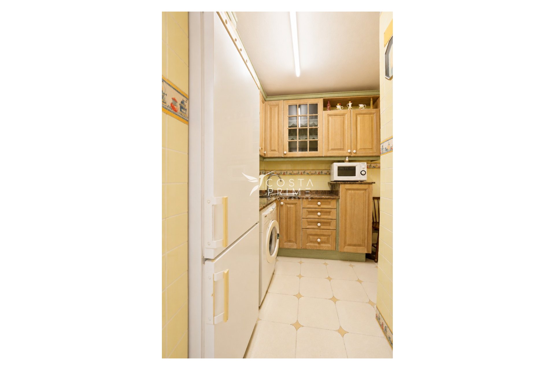 Resale - Apartment / Flat - Benidorm