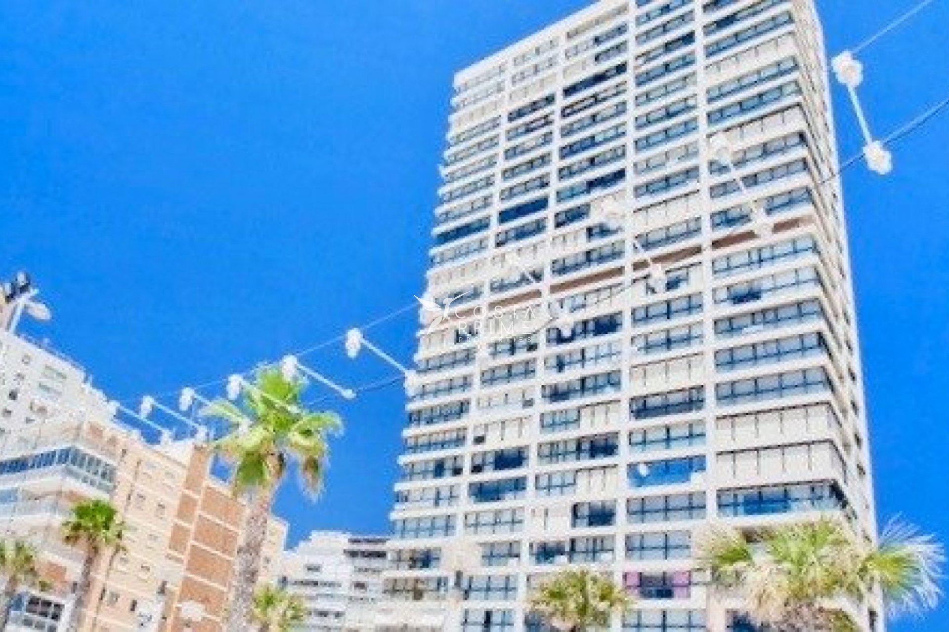 Resale - Apartment / Flat - Benidorm