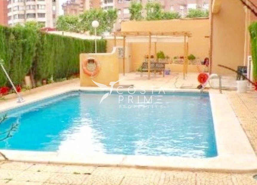 Resale - Apartment / Flat - Benidorm