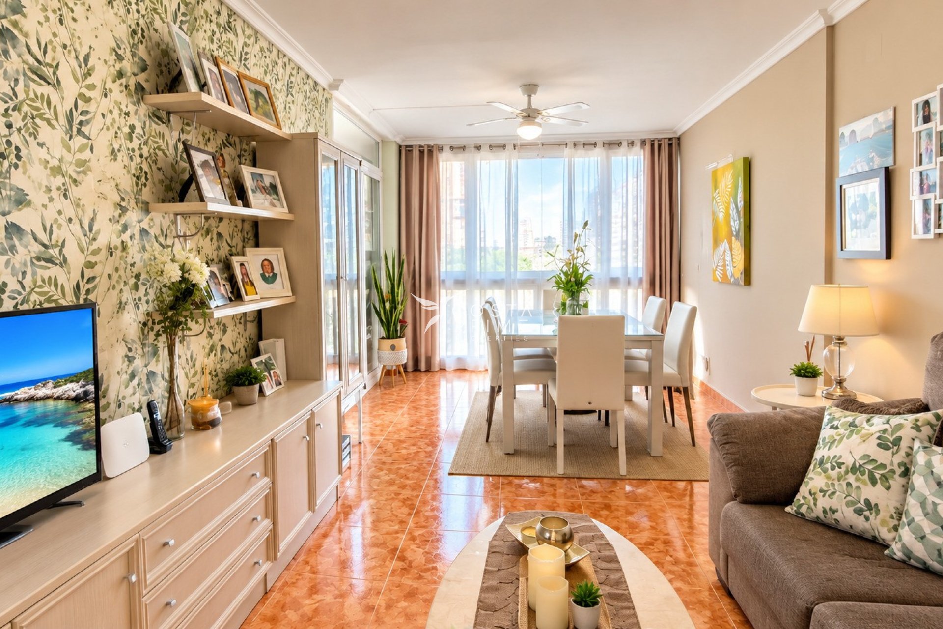 Resale - Apartment / Flat - Benidorm