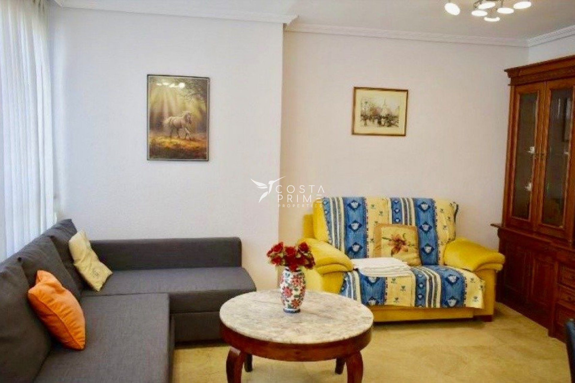 Resale - Apartment / Flat - Benidorm