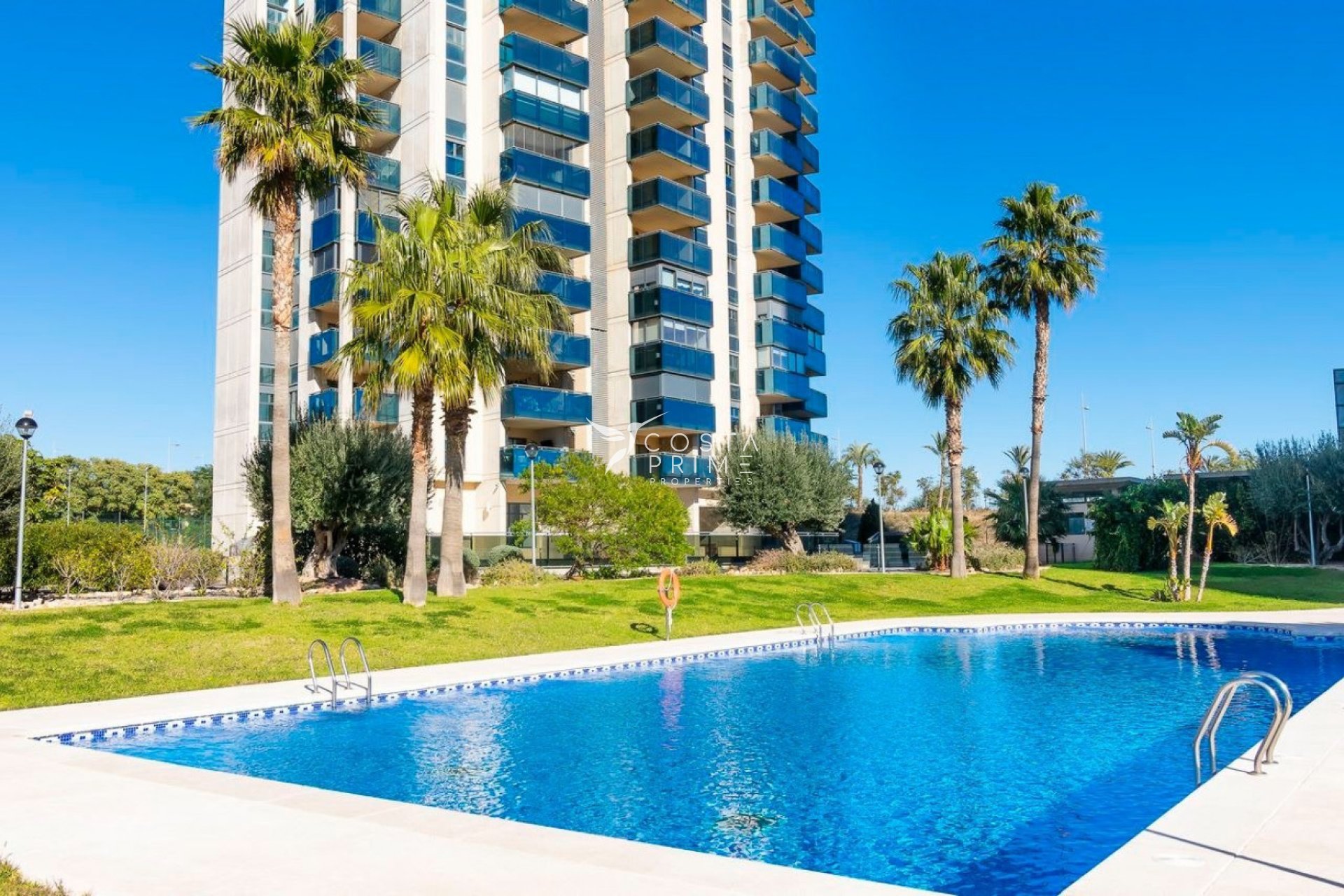 Resale - Apartment / Flat - Benidorm