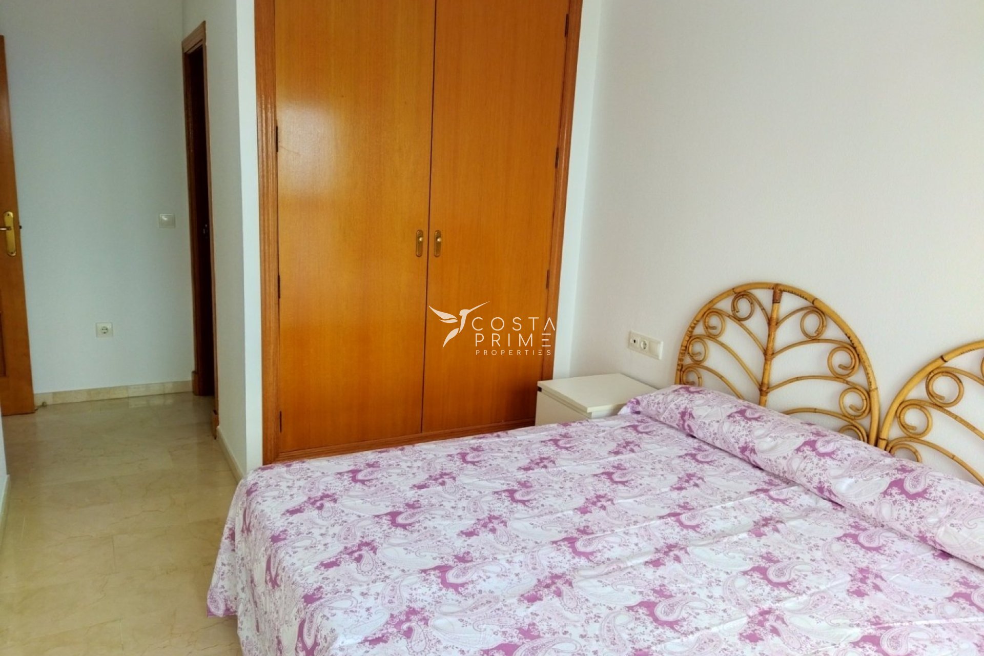 Resale - Apartment / Flat - Benidorm