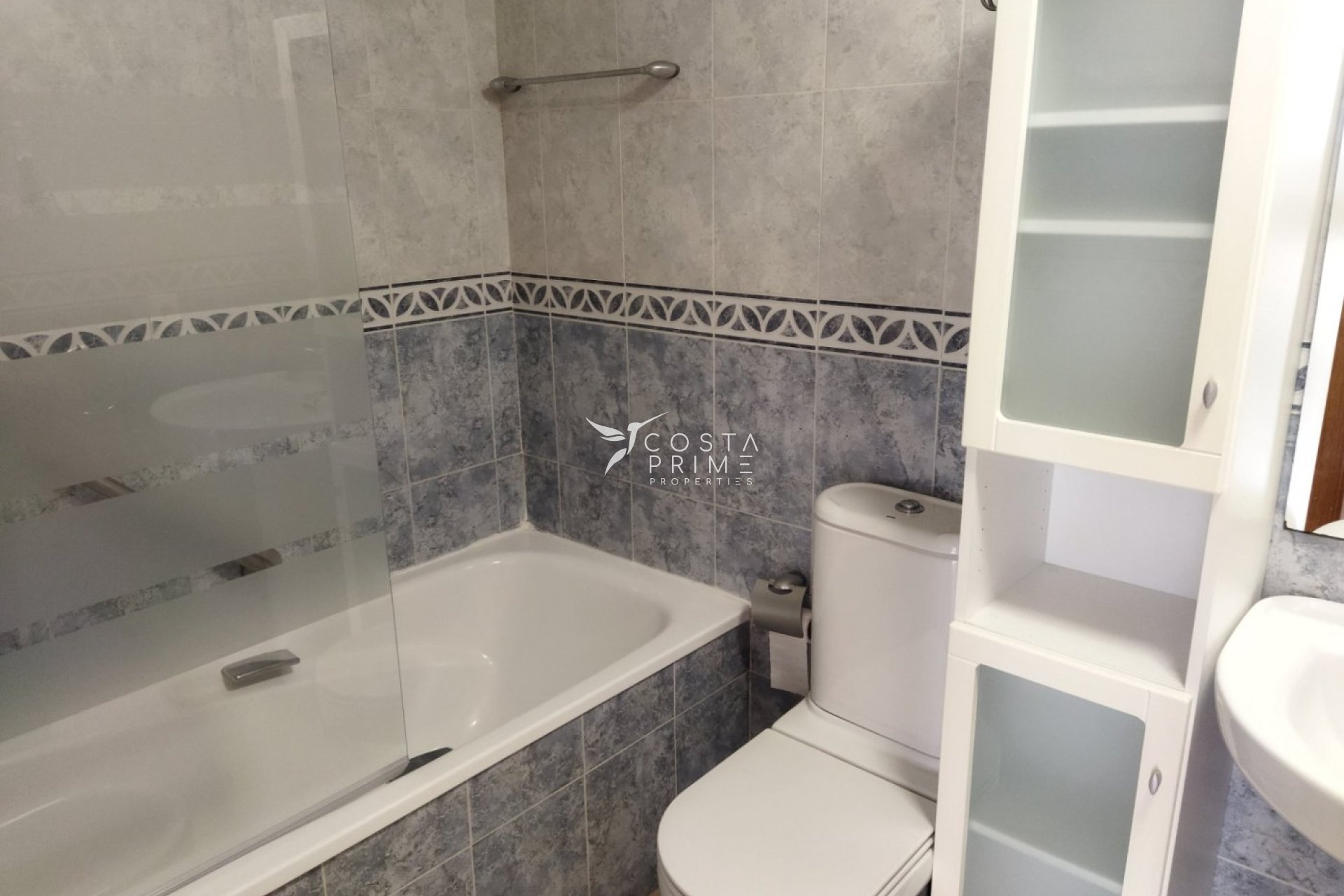 Resale - Apartment / Flat - Benidorm