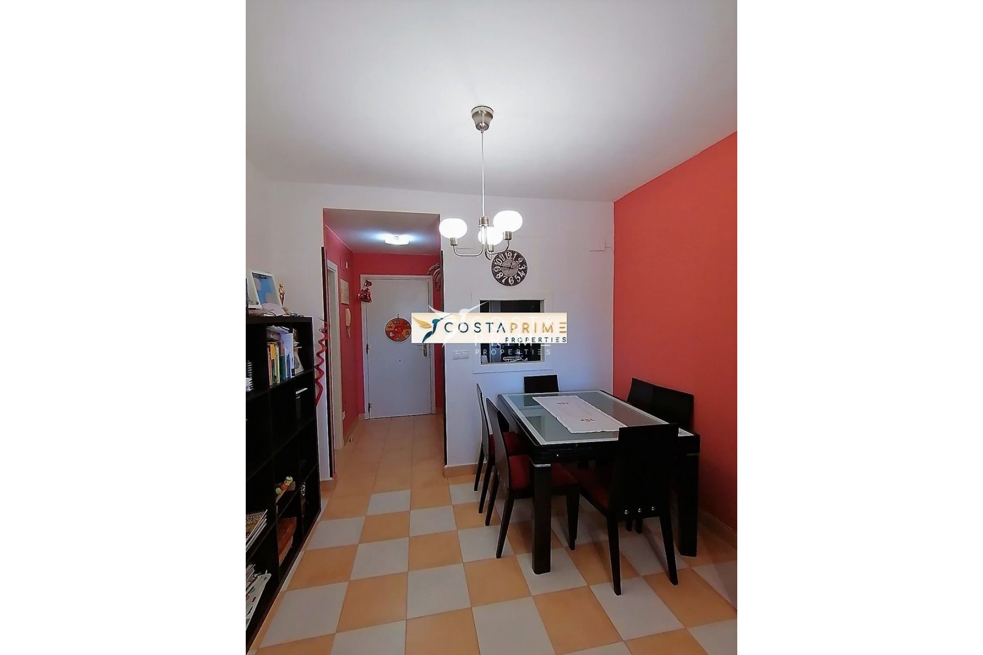 Resale - Apartment / Flat - Benidorm