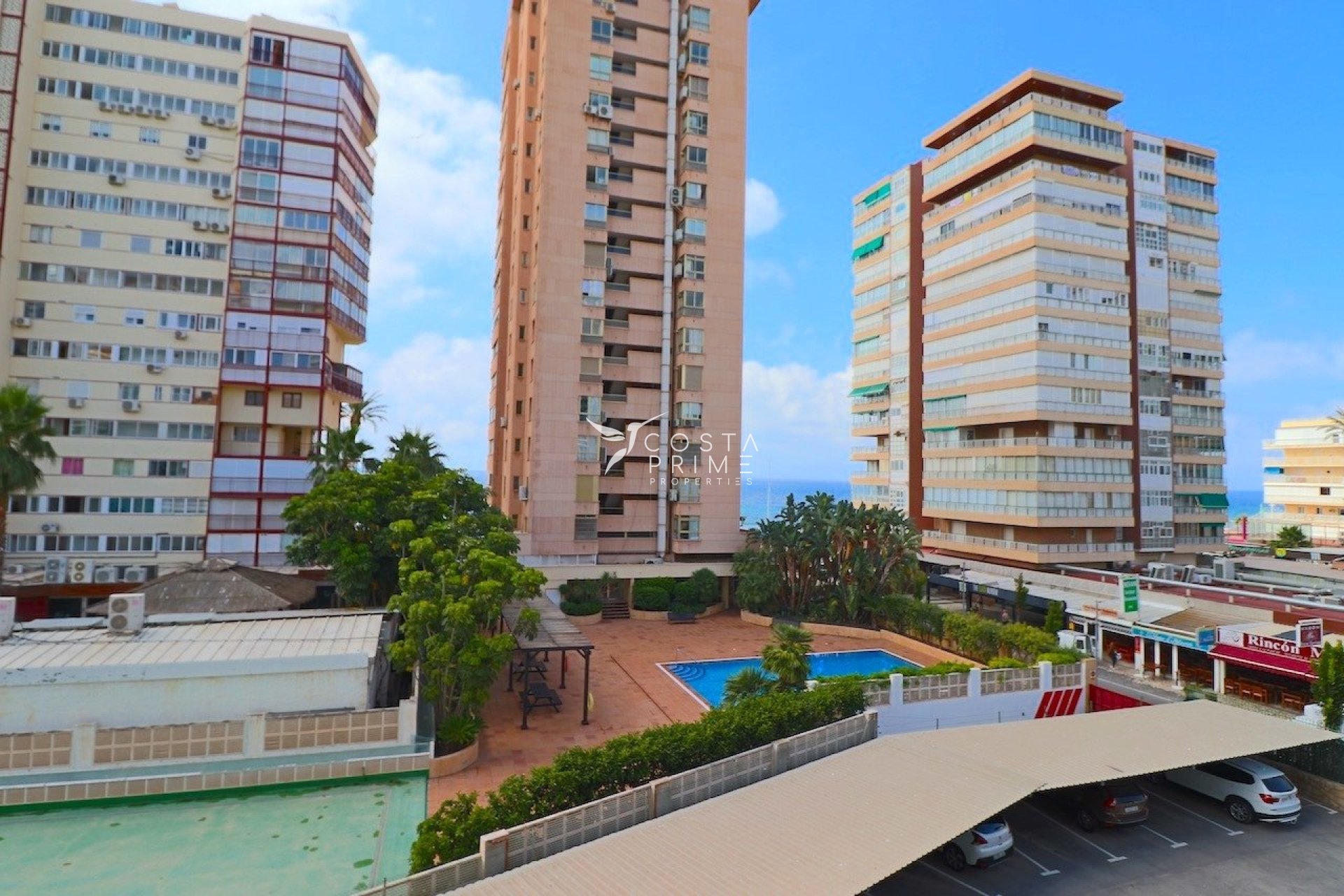 Resale - Apartment / Flat - Benidorm