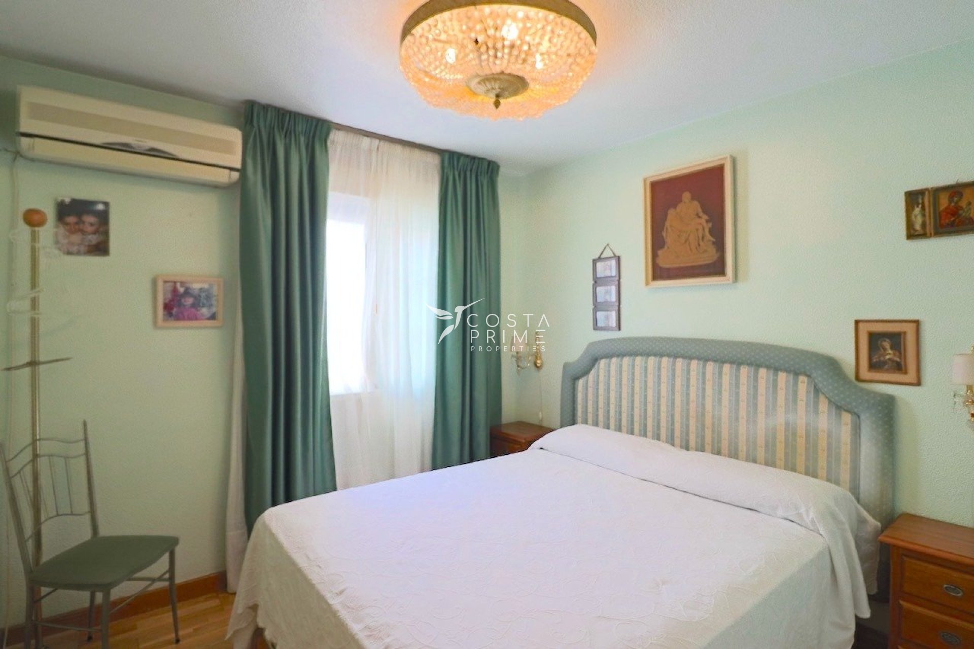 Resale - Apartment / Flat - Benidorm