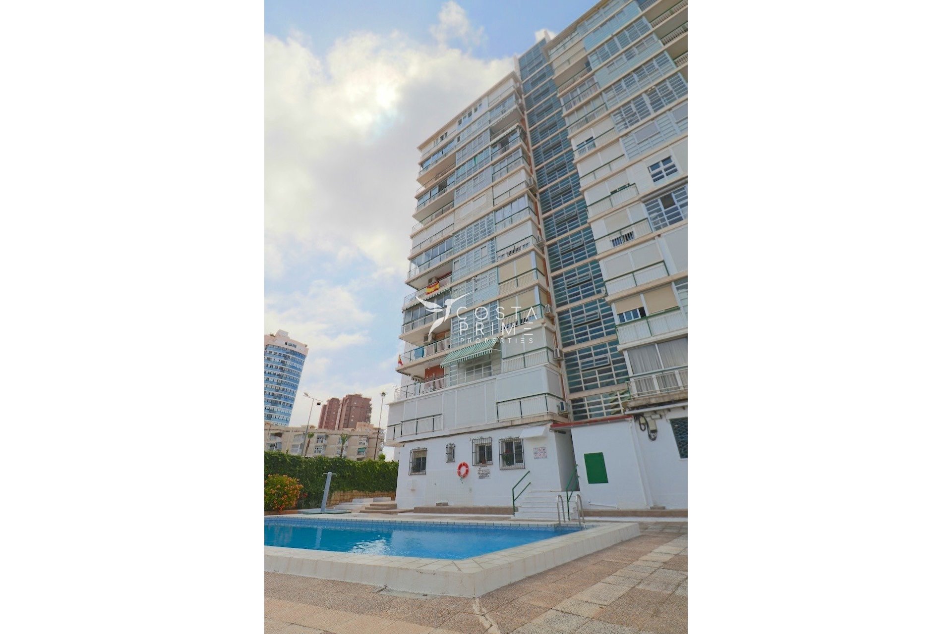 Resale - Apartment / Flat - Benidorm