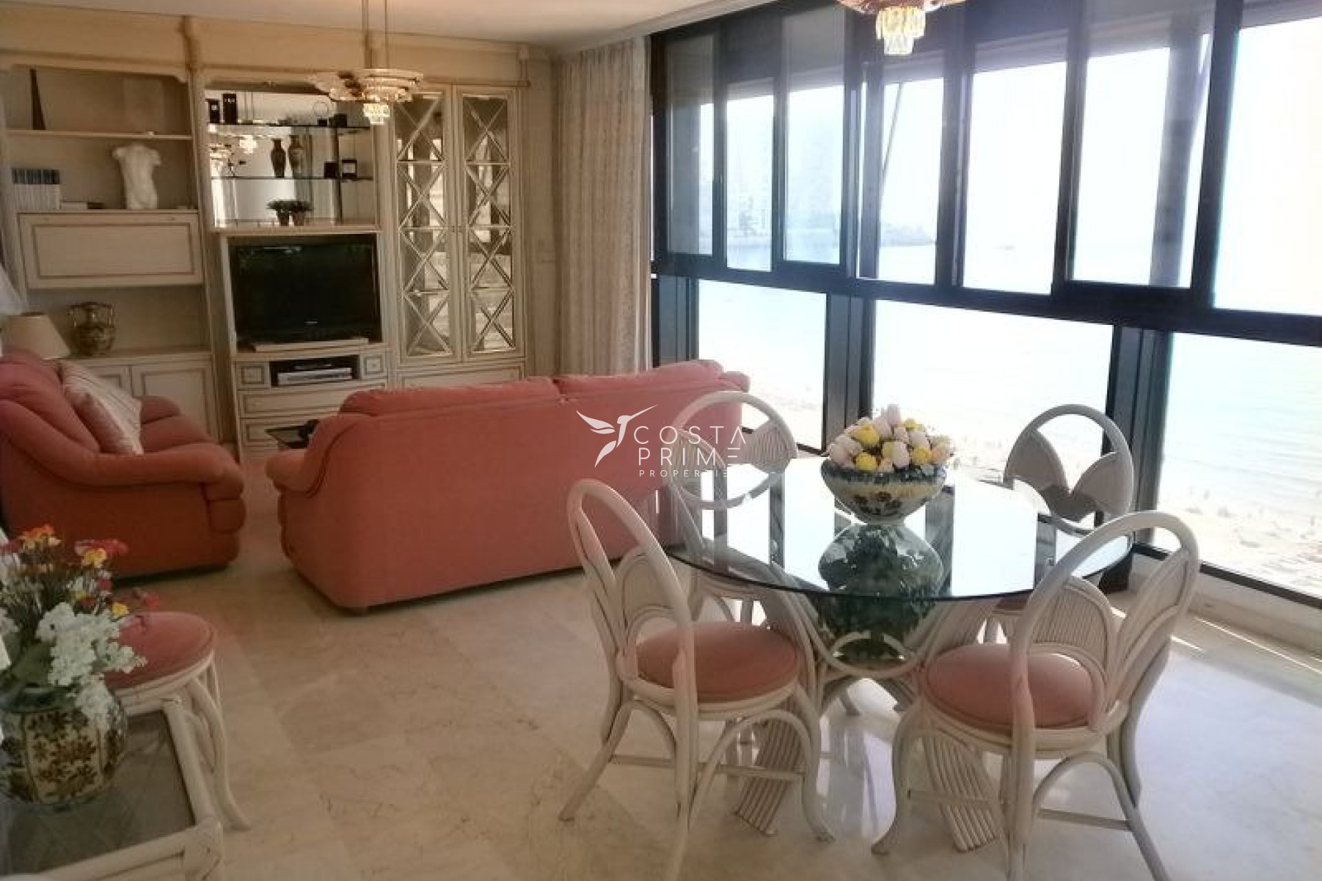 Resale - Apartment / Flat - Benidorm