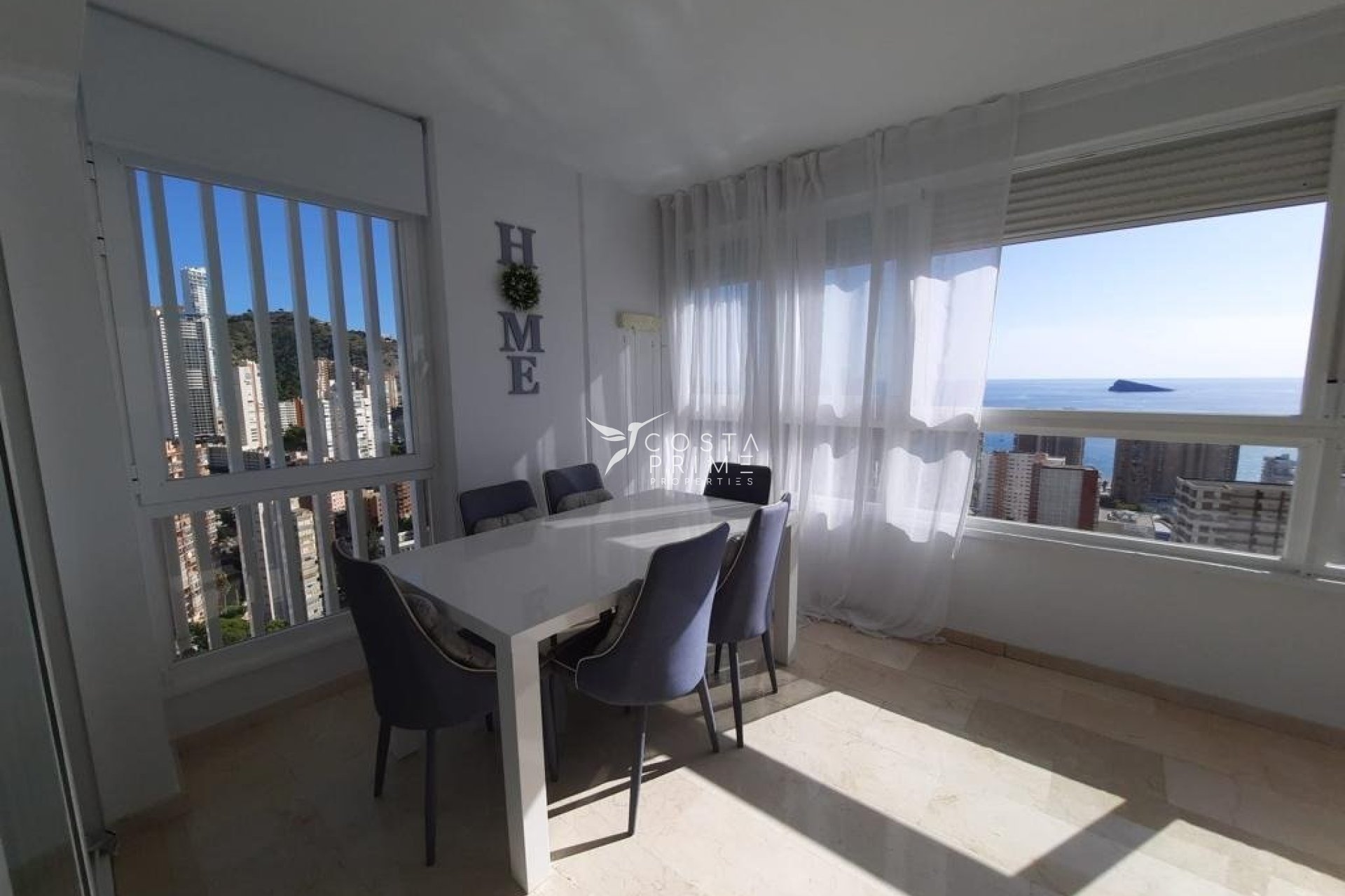 Resale - Apartment / Flat - Benidorm