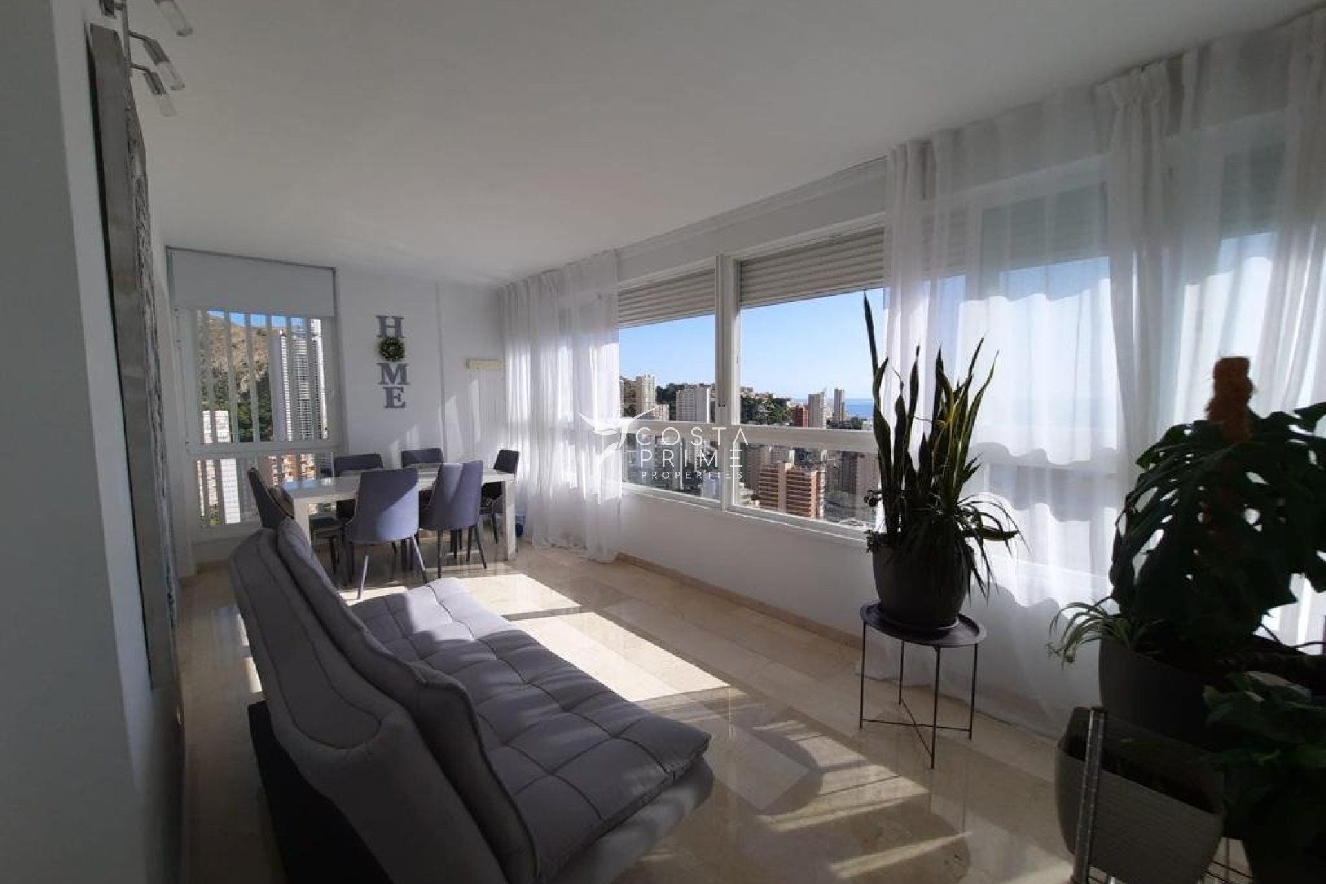 Resale - Apartment / Flat - Benidorm