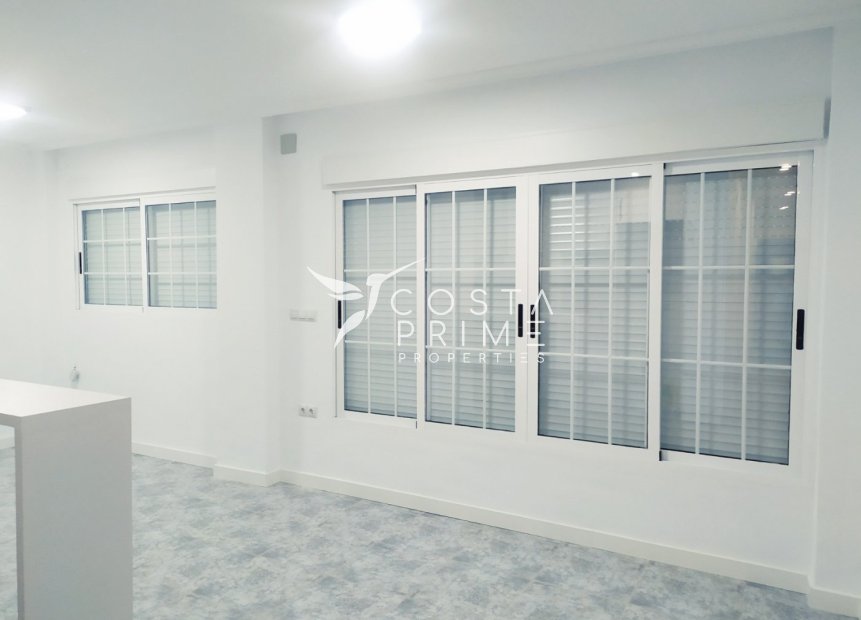 Resale - Apartment / Flat - Benidorm