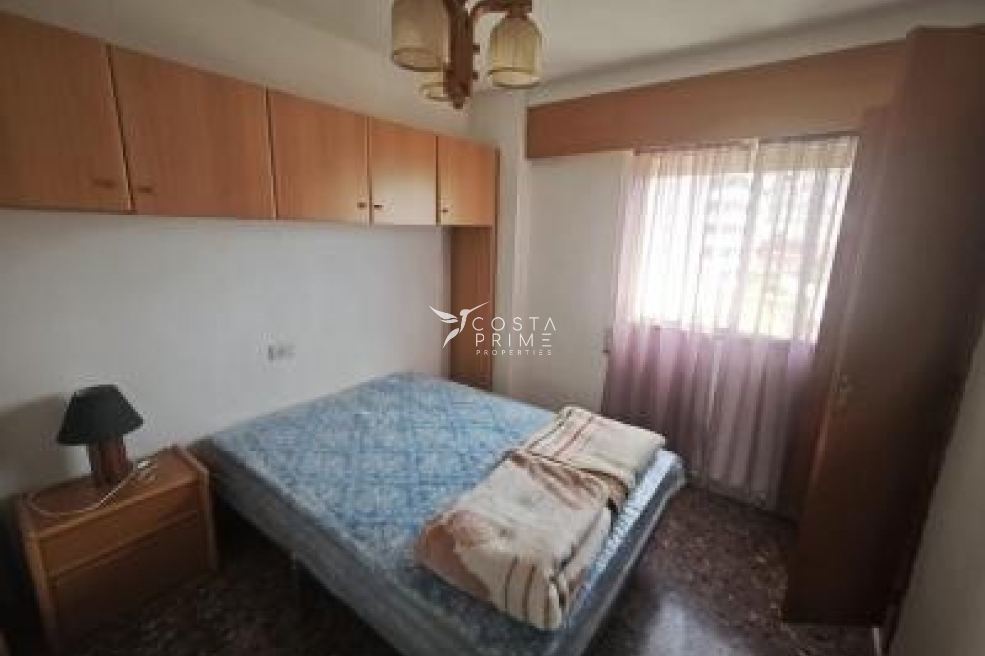 Resale - Apartment / Flat - Benidorm