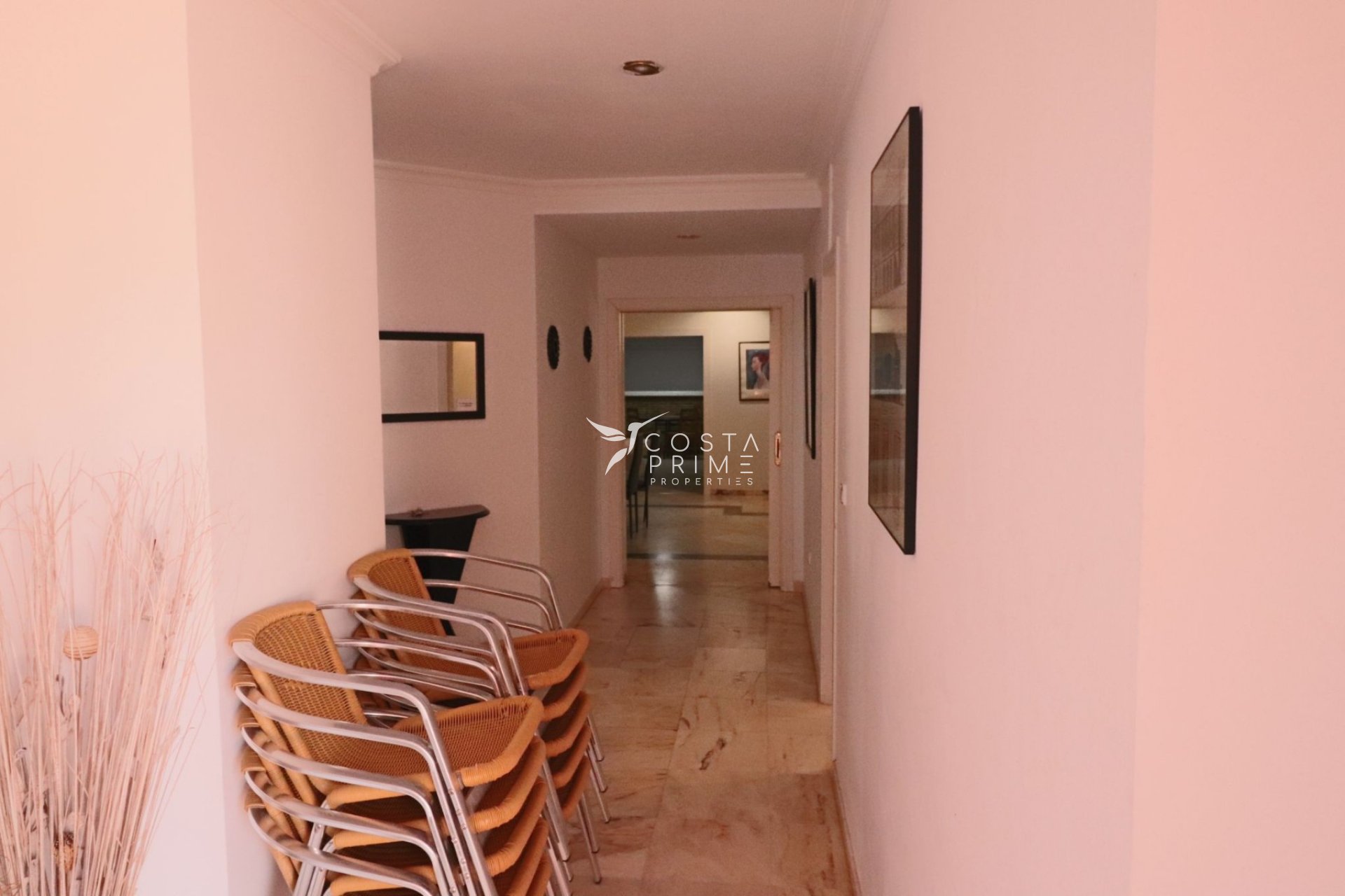 Resale - Apartment / Flat - Benidorm