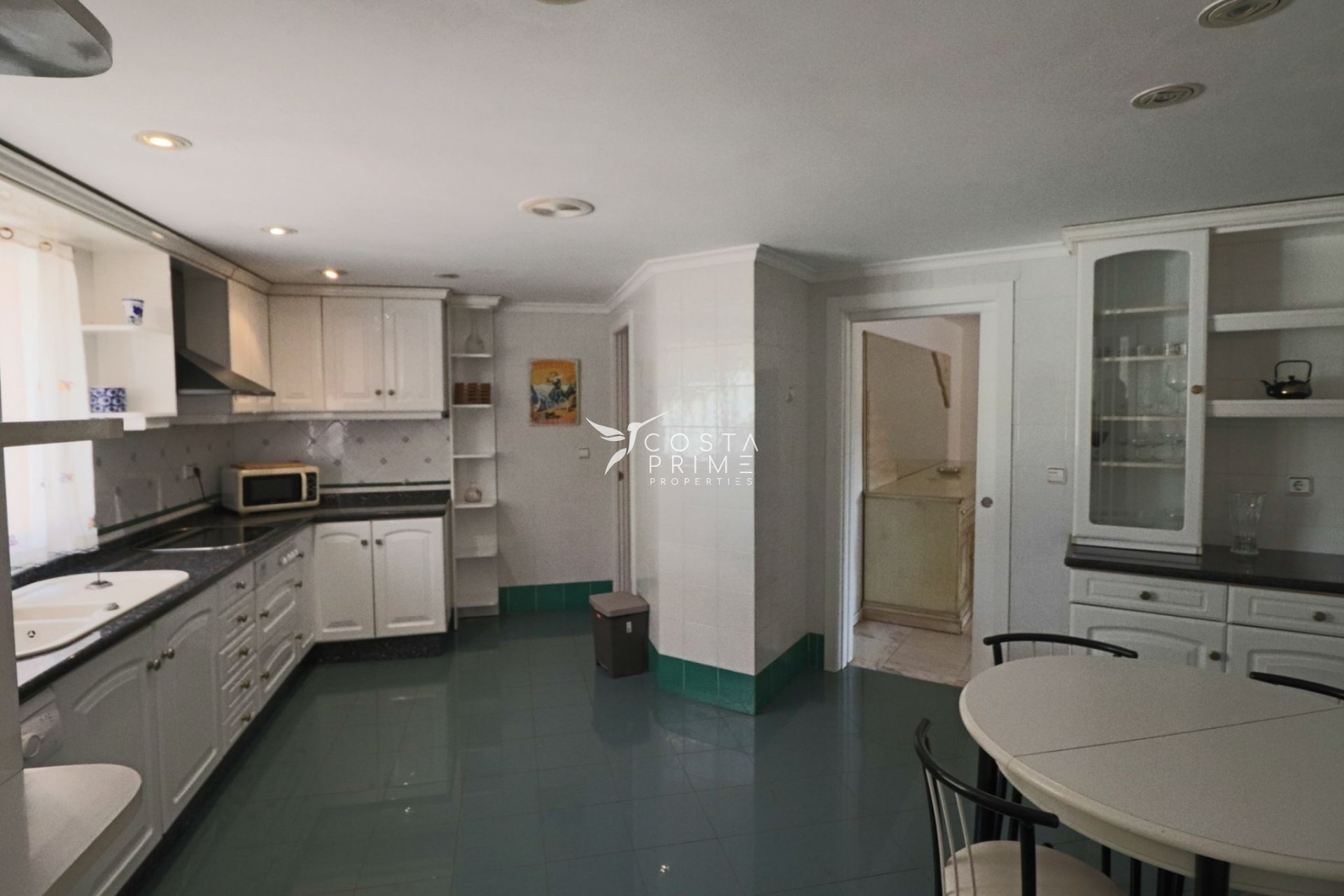 Resale - Apartment / Flat - Benidorm