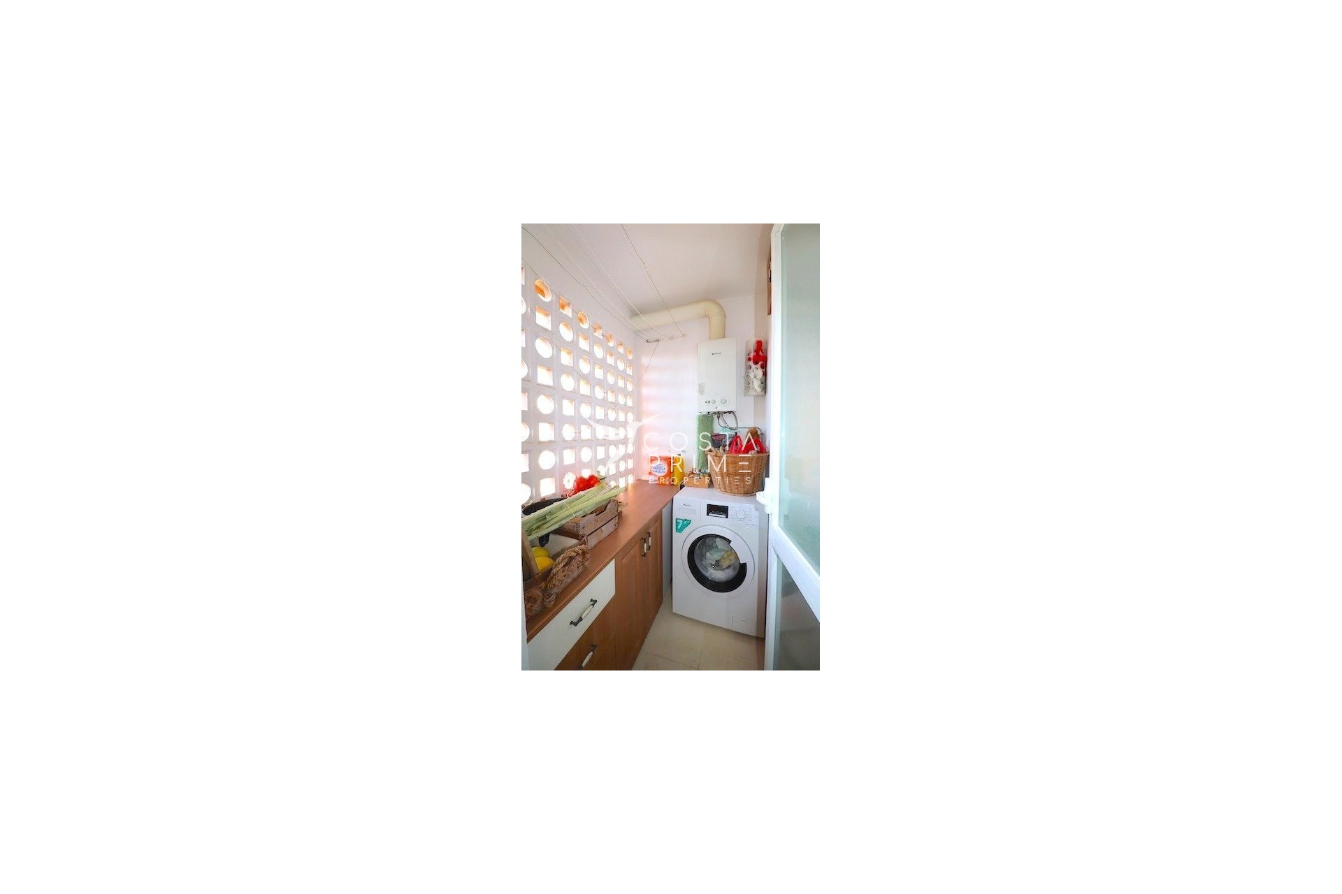 Resale - Apartment / Flat - Benidorm