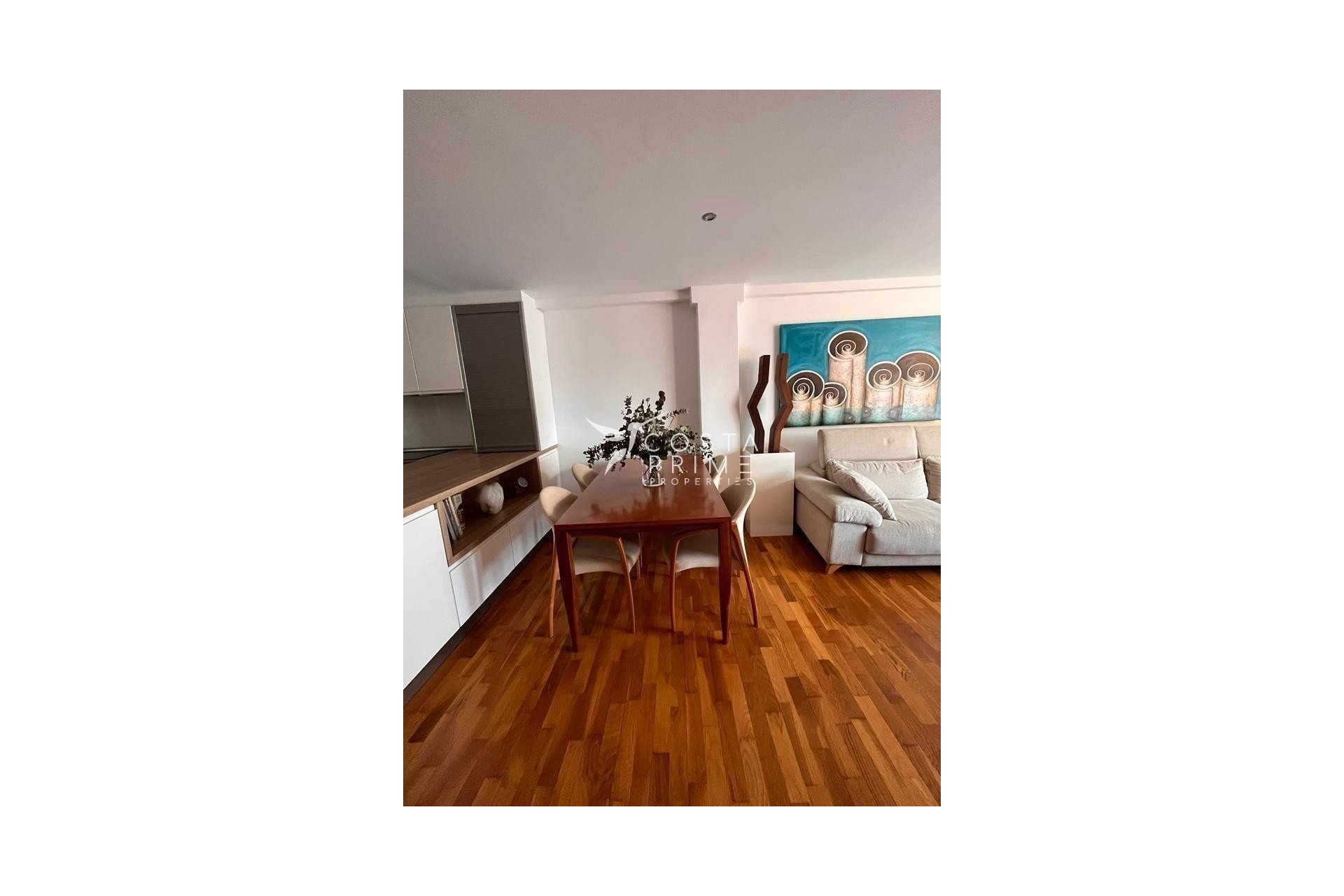 Resale - Apartment / Flat - Benidorm