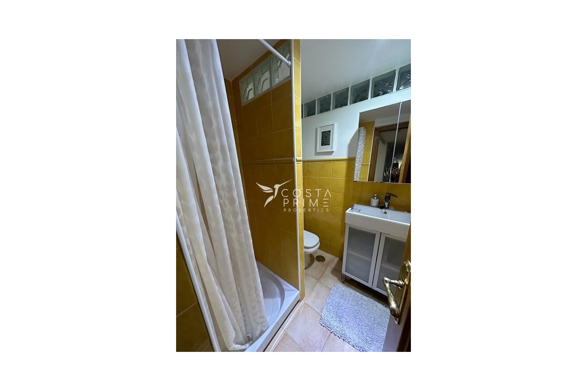 Resale - Apartment / Flat - Benidorm