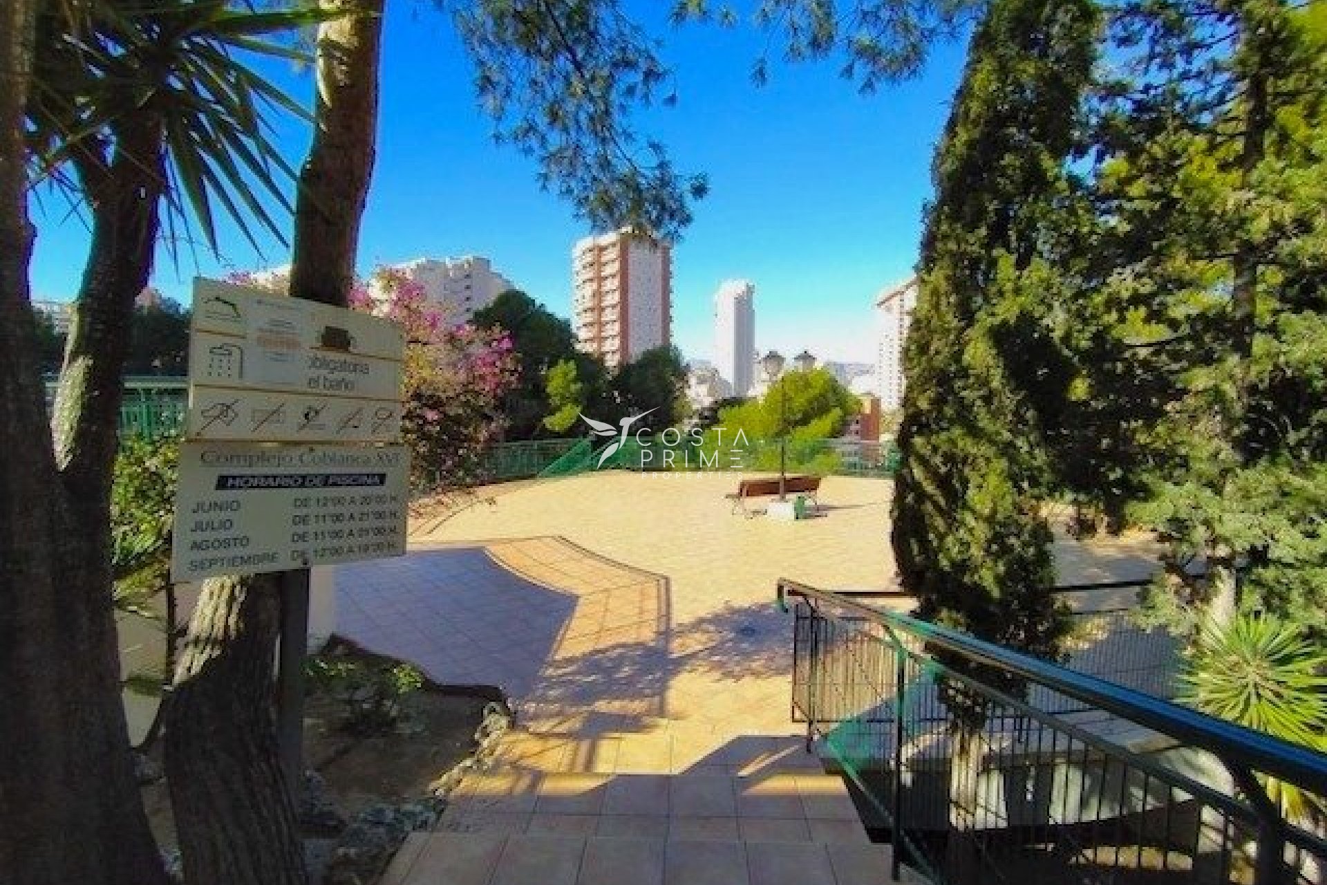 Resale - Apartment / Flat - Benidorm