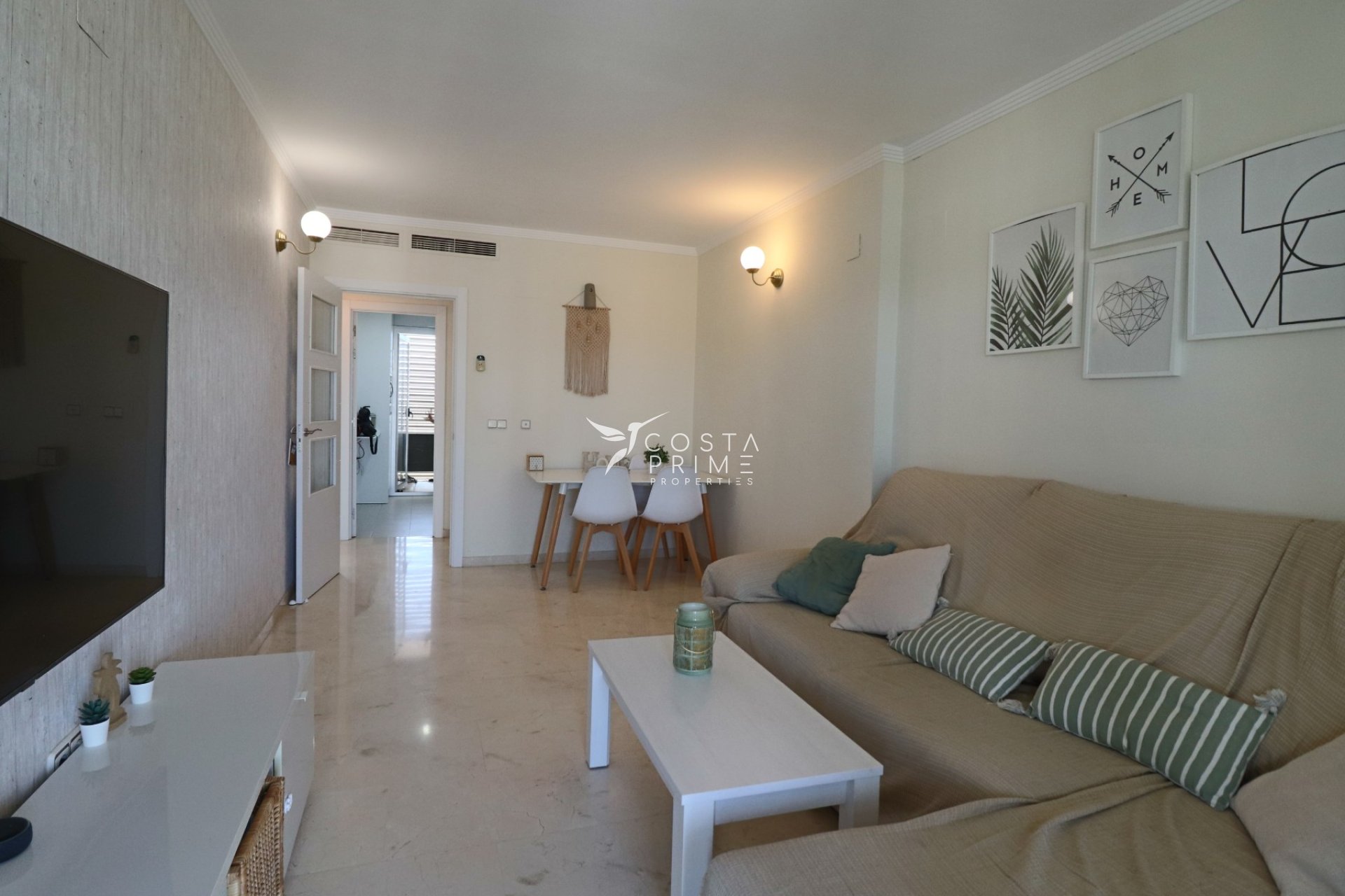 Resale - Apartment / Flat - Benidorm