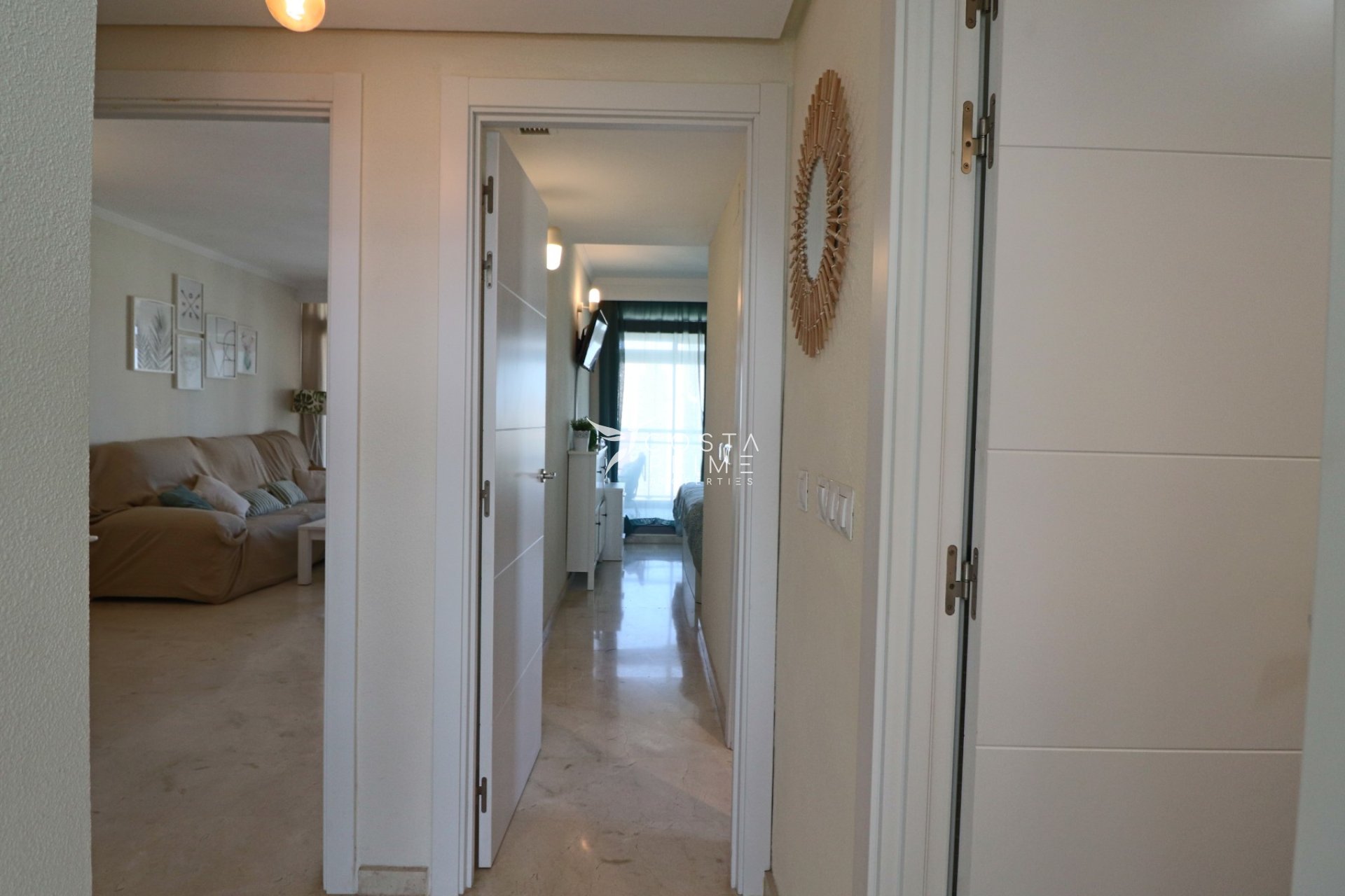 Resale - Apartment / Flat - Benidorm