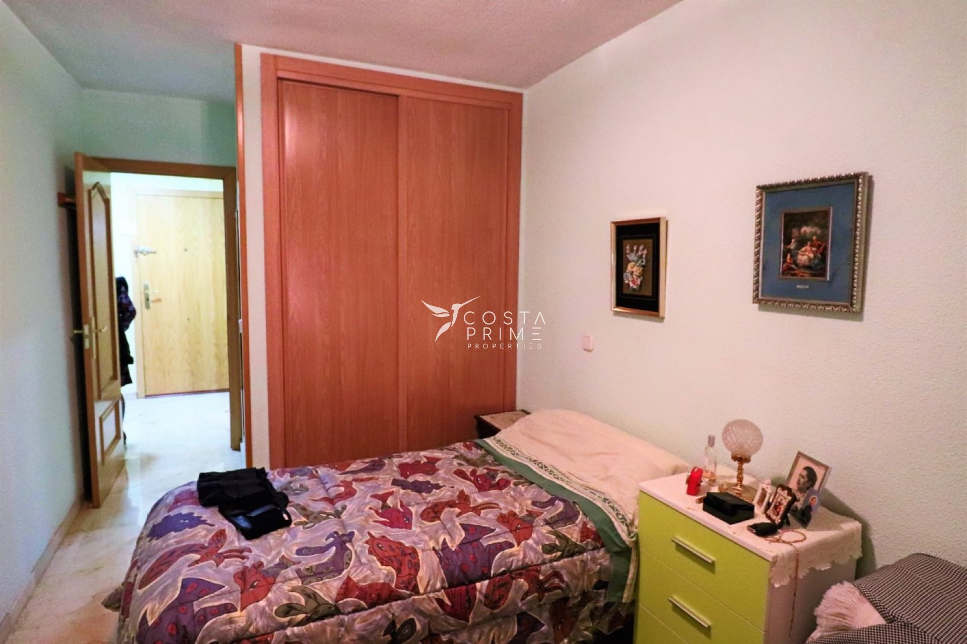 Resale - Apartment / Flat - Benidorm