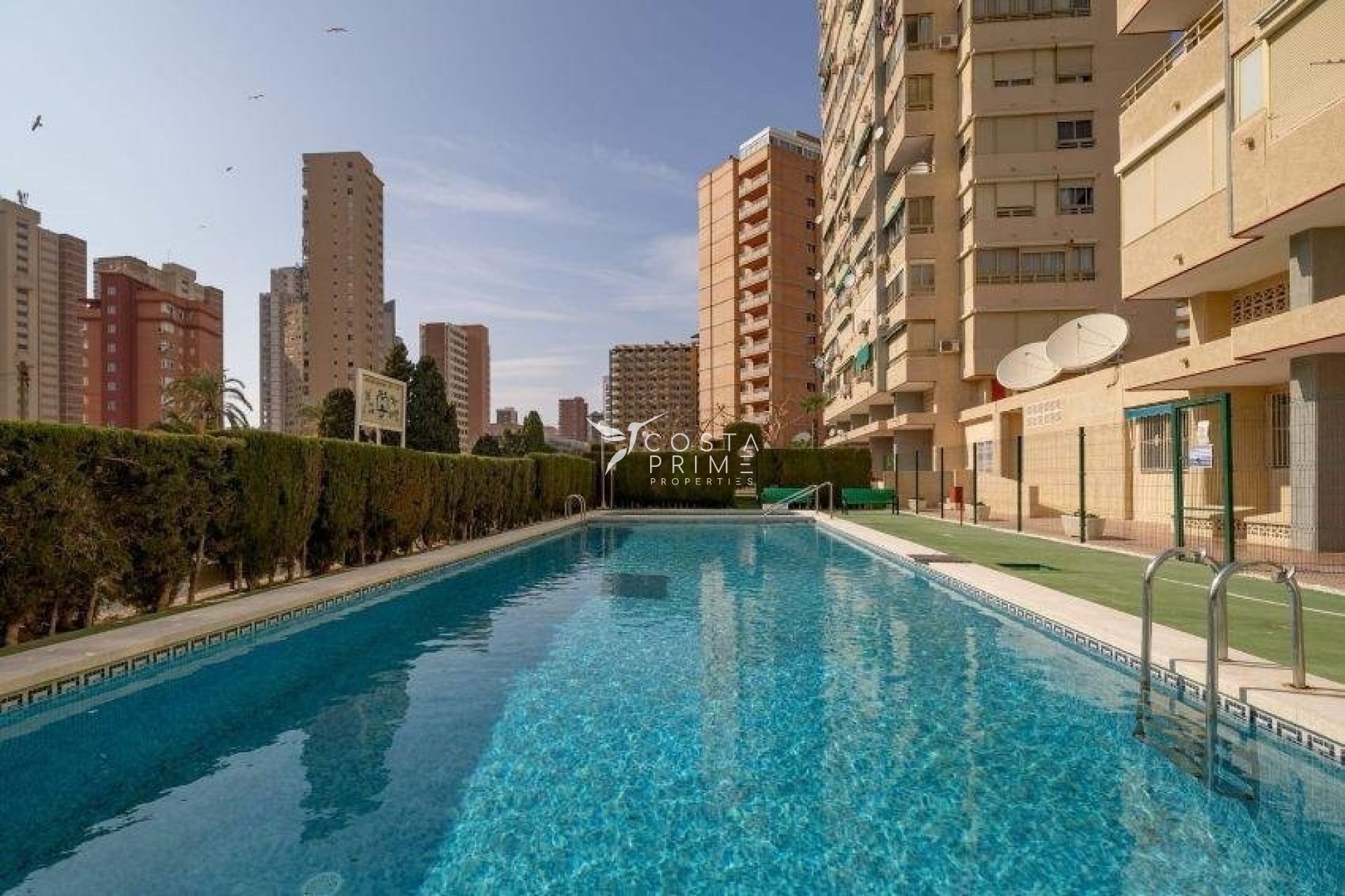 Resale - Apartment / Flat - Benidorm