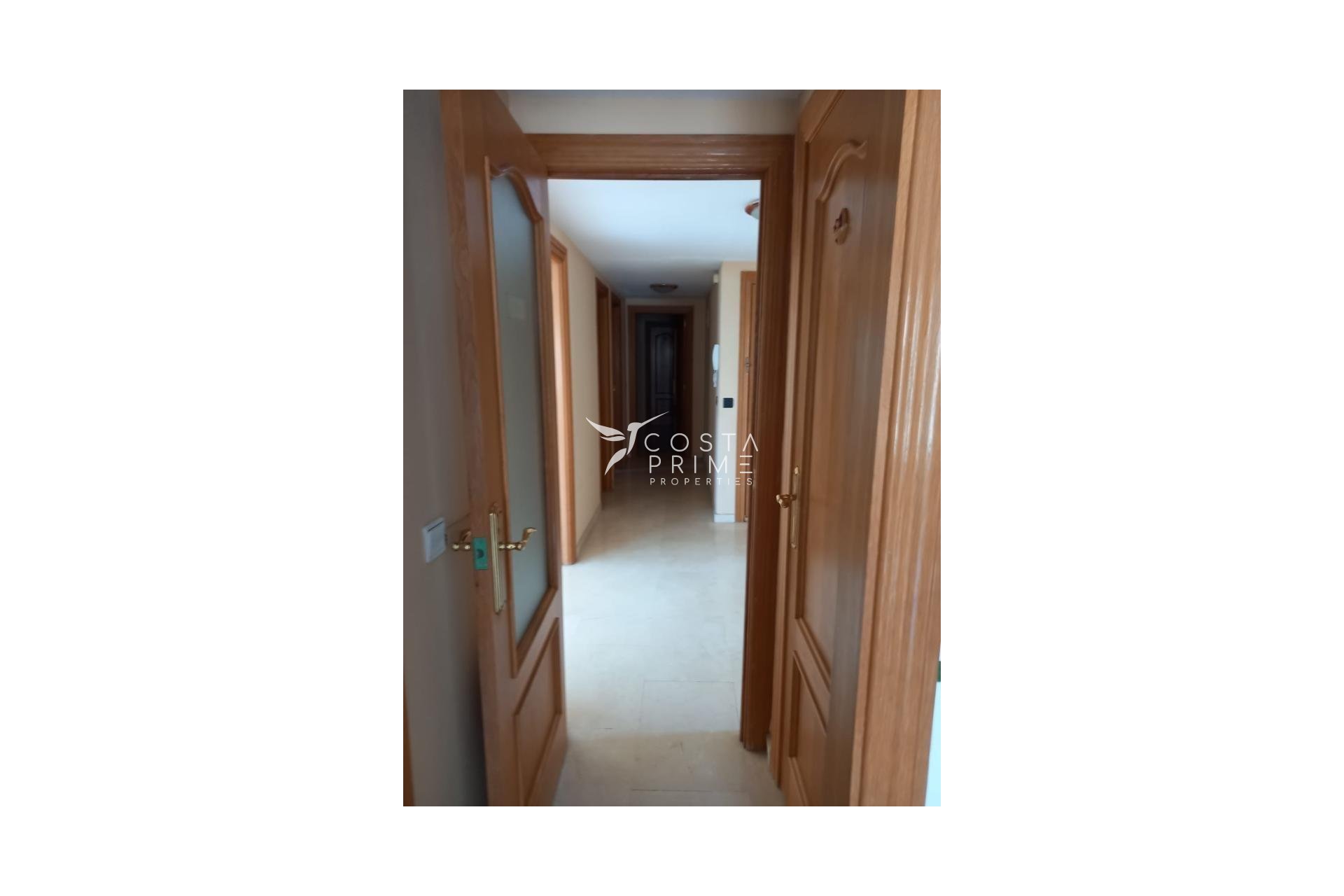 Resale - Apartment / Flat - Benidorm