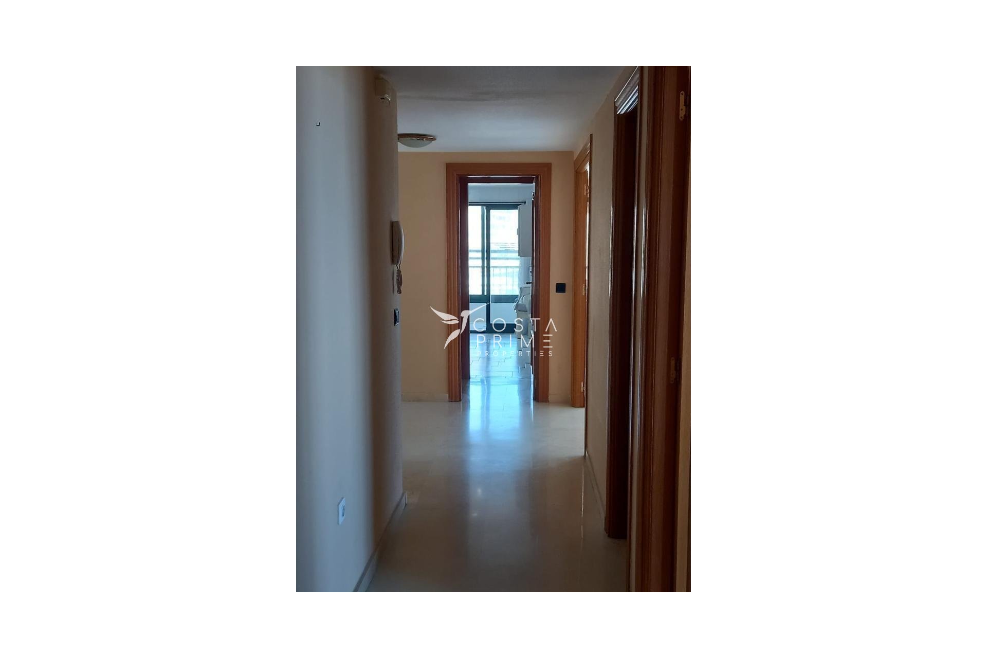 Resale - Apartment / Flat - Benidorm