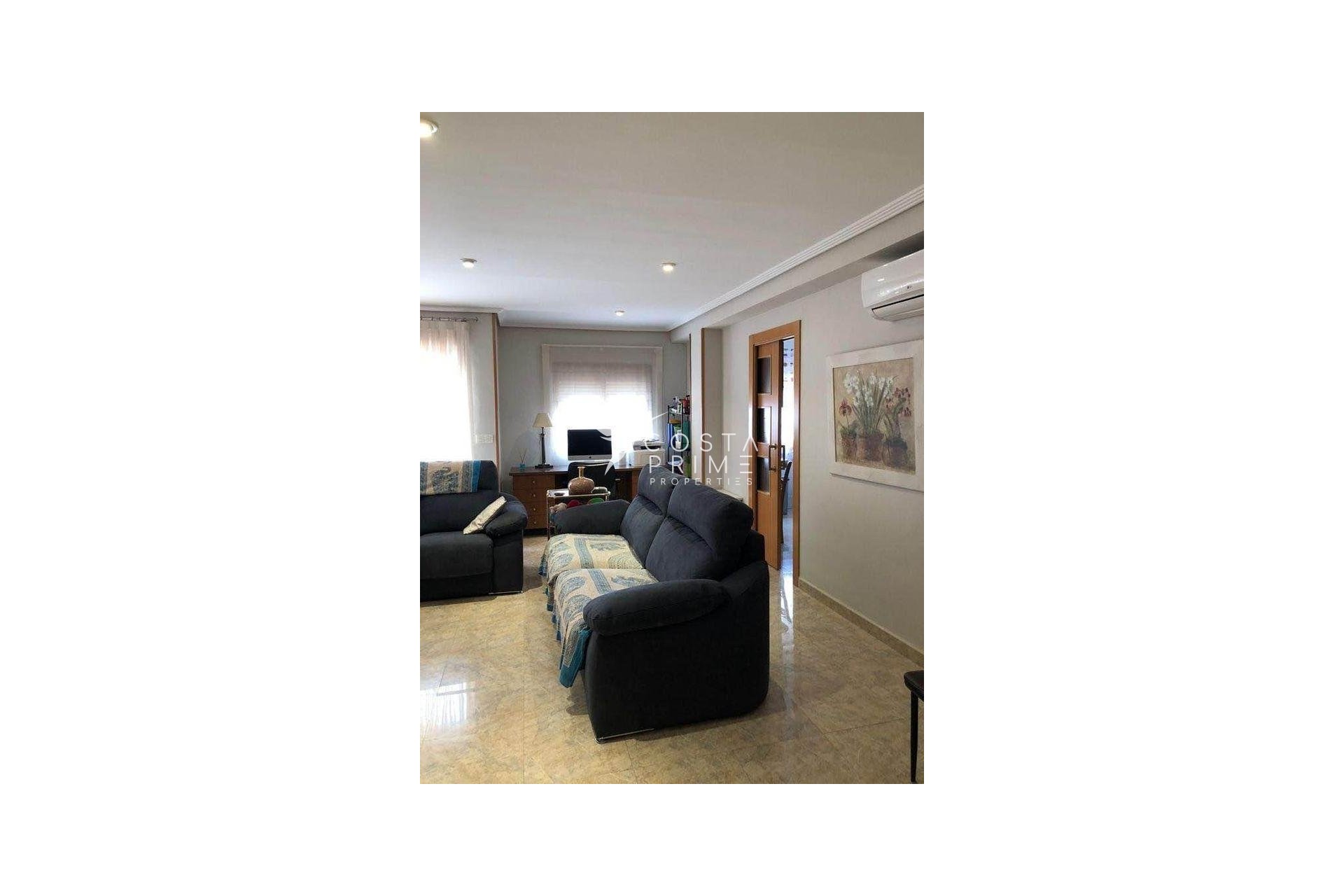 Resale - Apartment / Flat - Benidorm