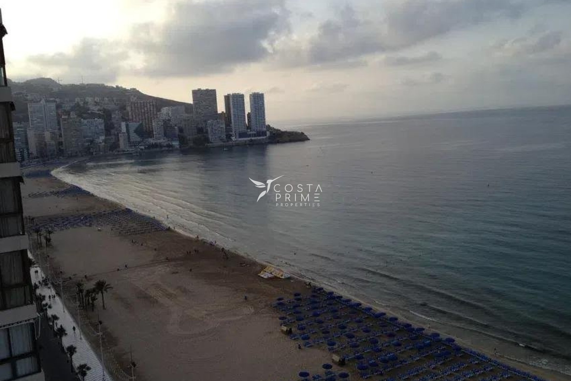 Resale - Apartment / Flat - Benidorm