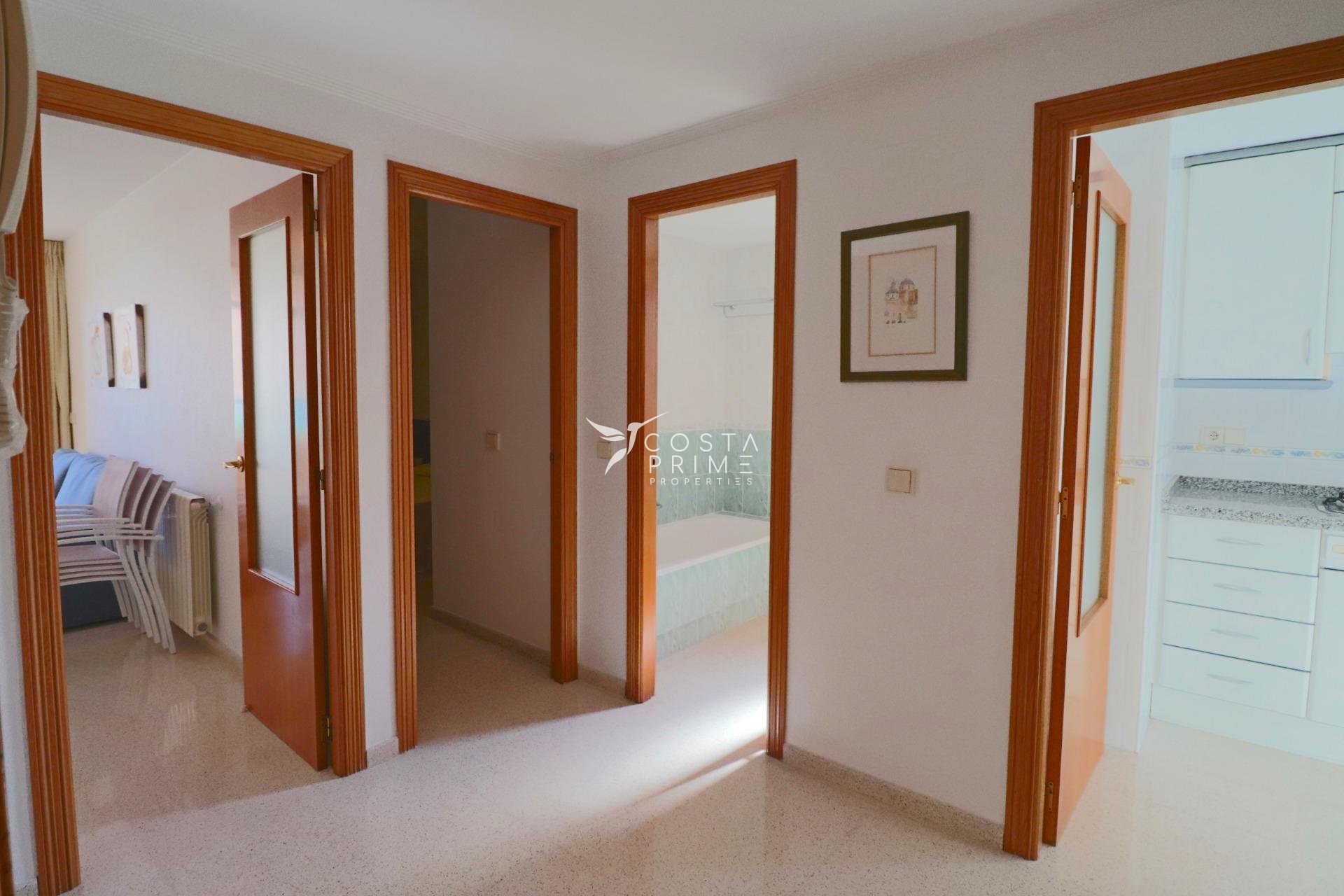 Resale - Apartment / Flat - Benidorm