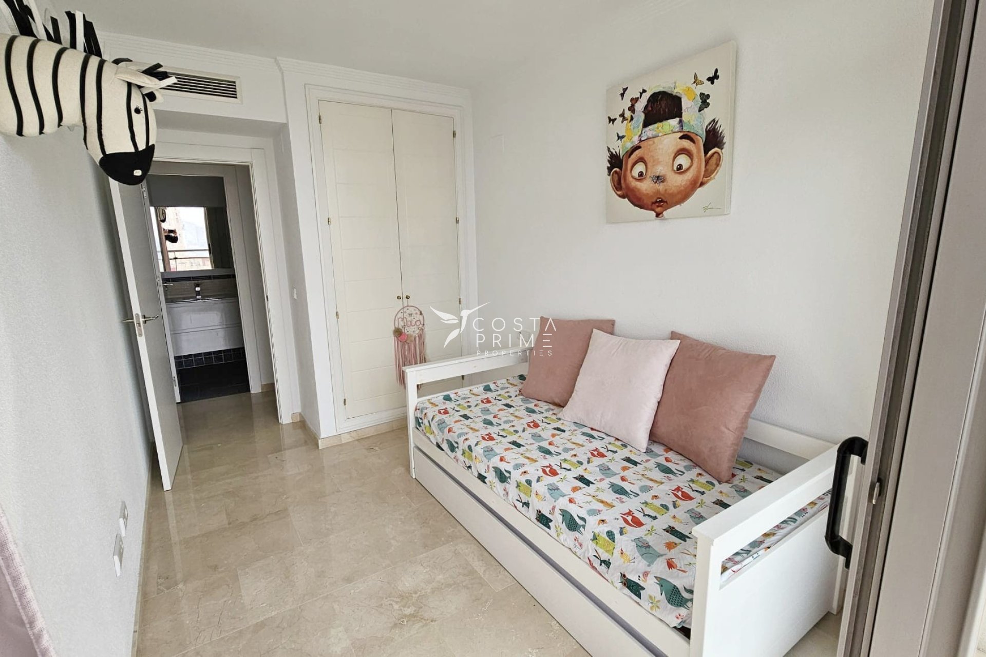 Resale - Apartment / Flat - Benidorm