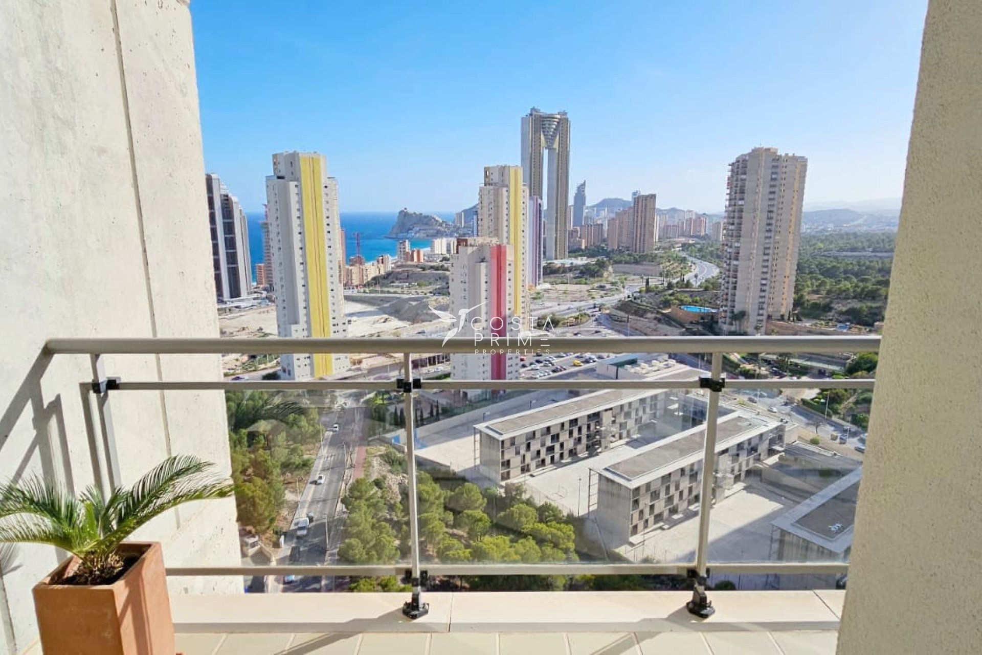 Resale - Apartment / Flat - Benidorm