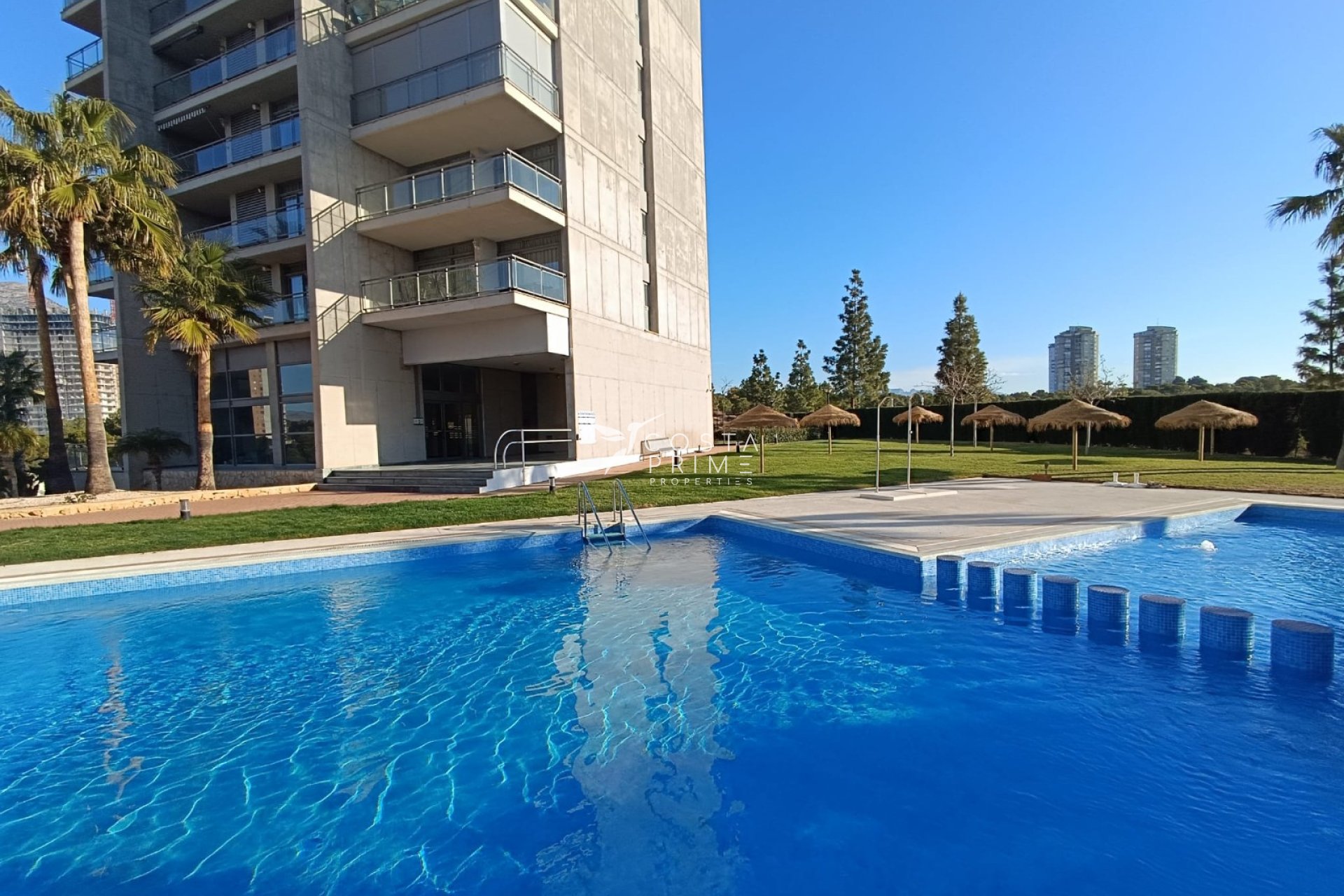 Resale - Apartment / Flat - Benidorm