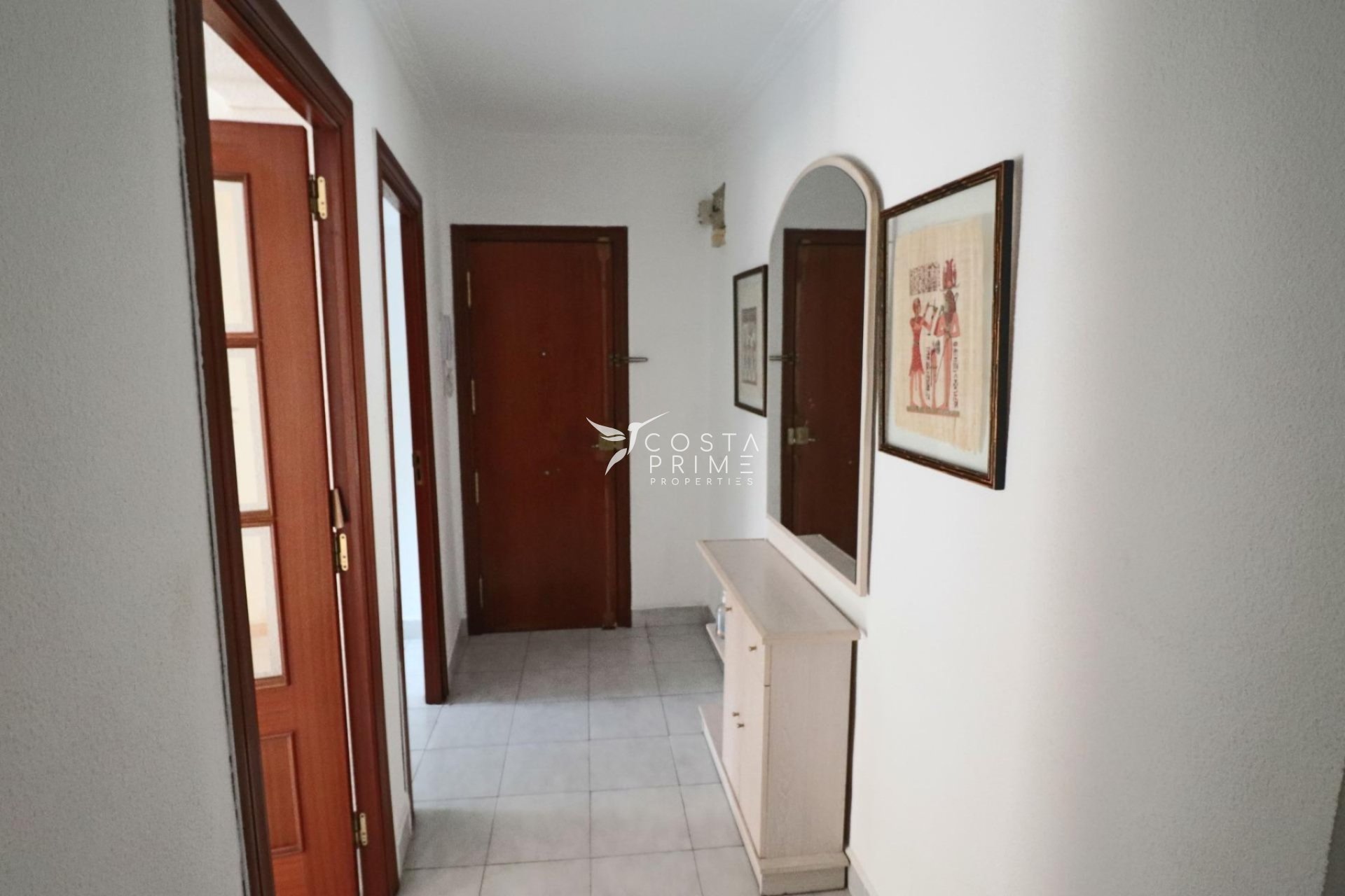 Resale - Apartment / Flat - Benidorm