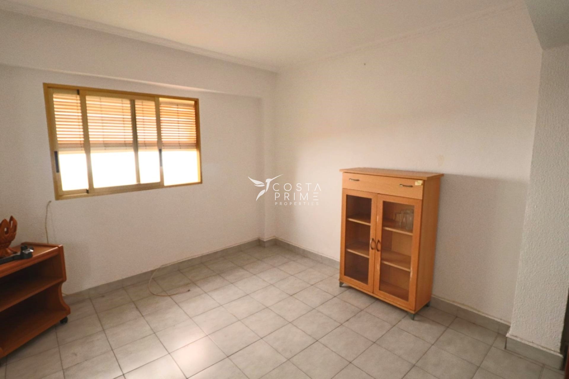 Resale - Apartment / Flat - Benidorm