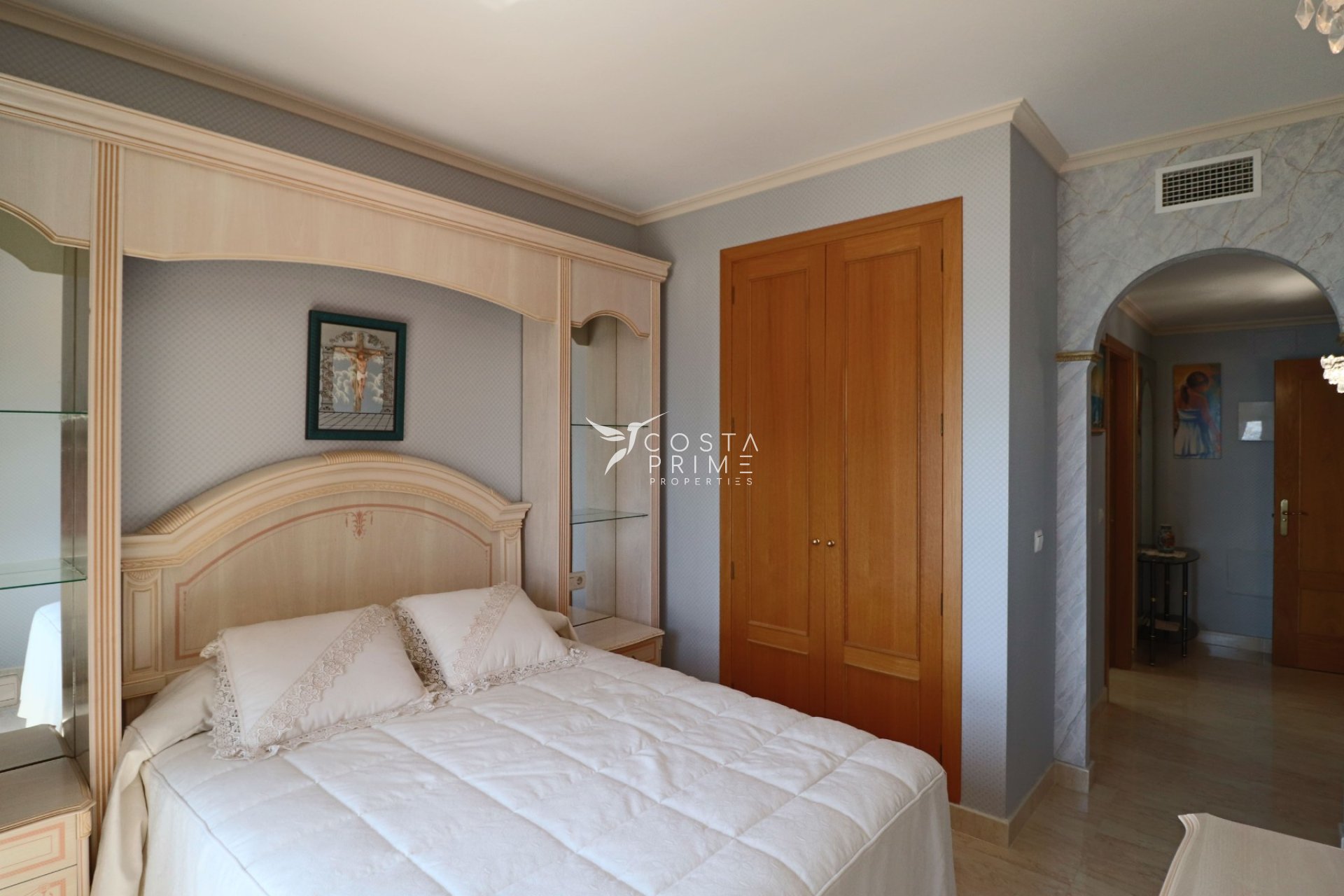 Resale - Apartment / Flat - Benidorm