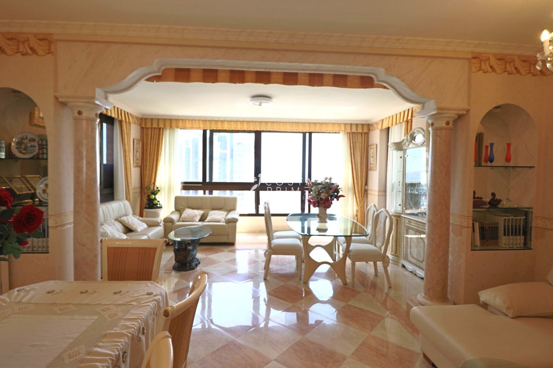 Resale - Apartment / Flat - Benidorm