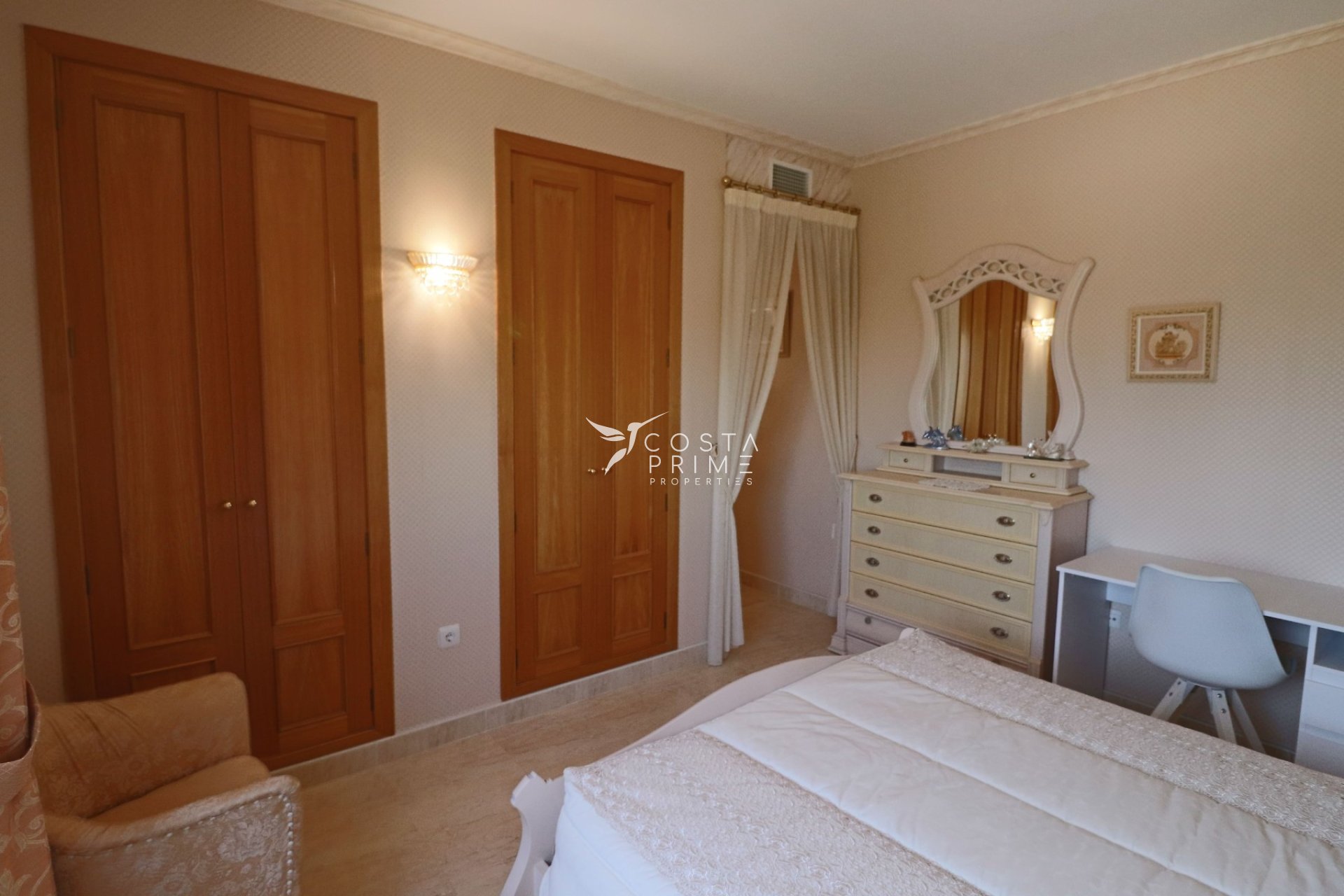 Resale - Apartment / Flat - Benidorm