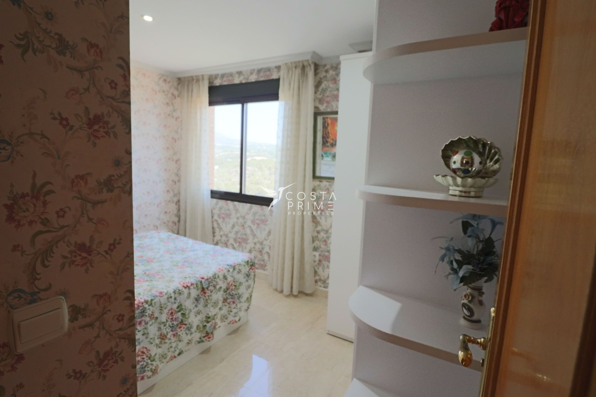 Resale - Apartment / Flat - Benidorm