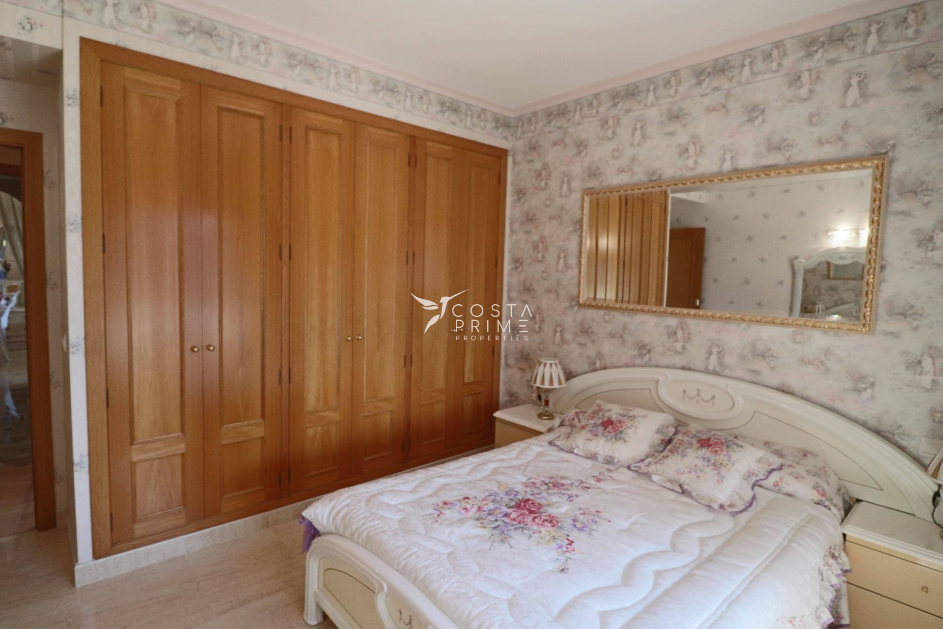 Resale - Apartment / Flat - Benidorm