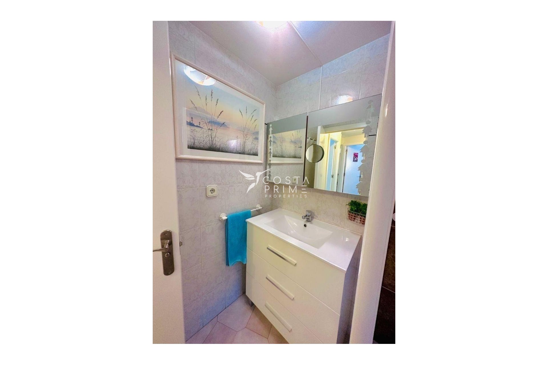 Resale - Apartment / Flat - Benidorm