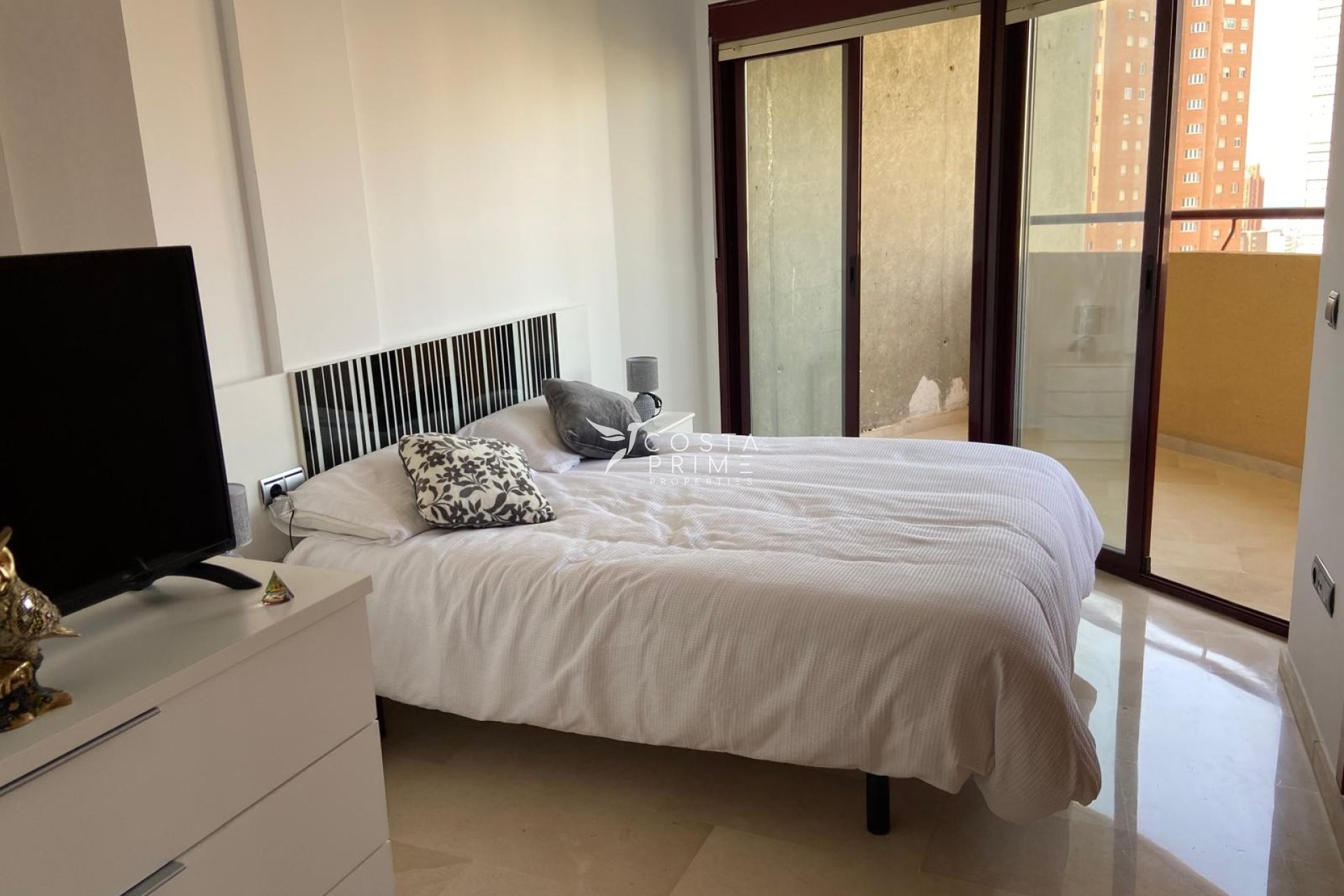 Resale - Apartment / Flat - Benidorm