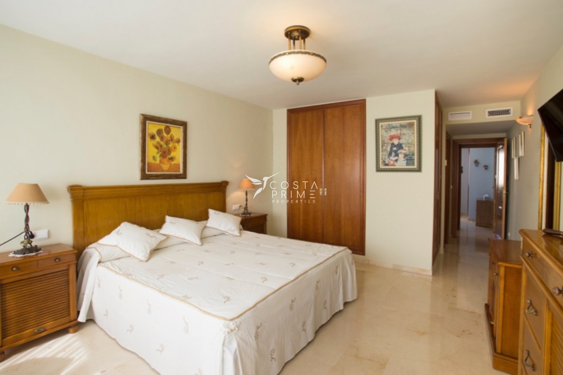 Resale - Apartment / Flat - Benidorm