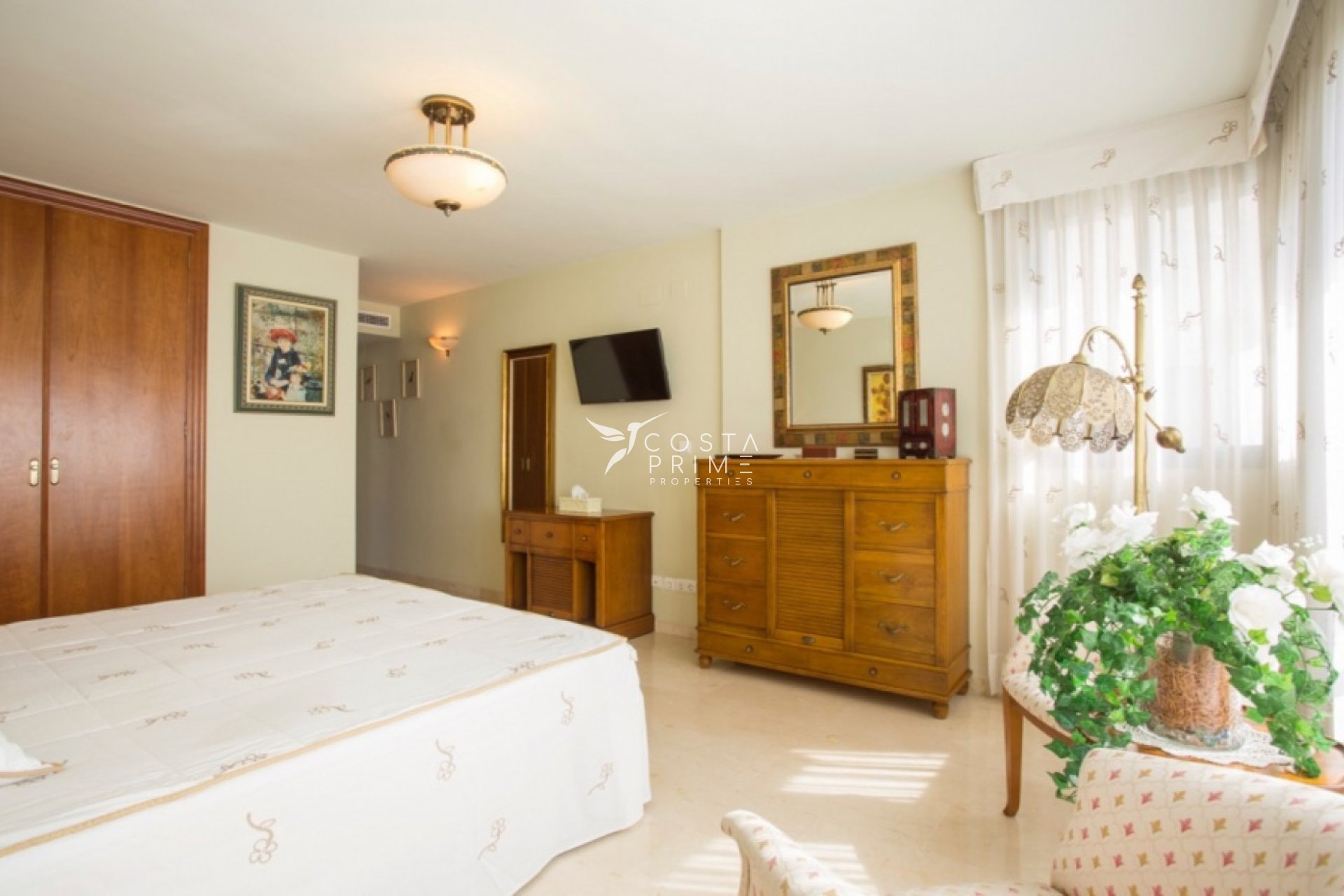 Resale - Apartment / Flat - Benidorm