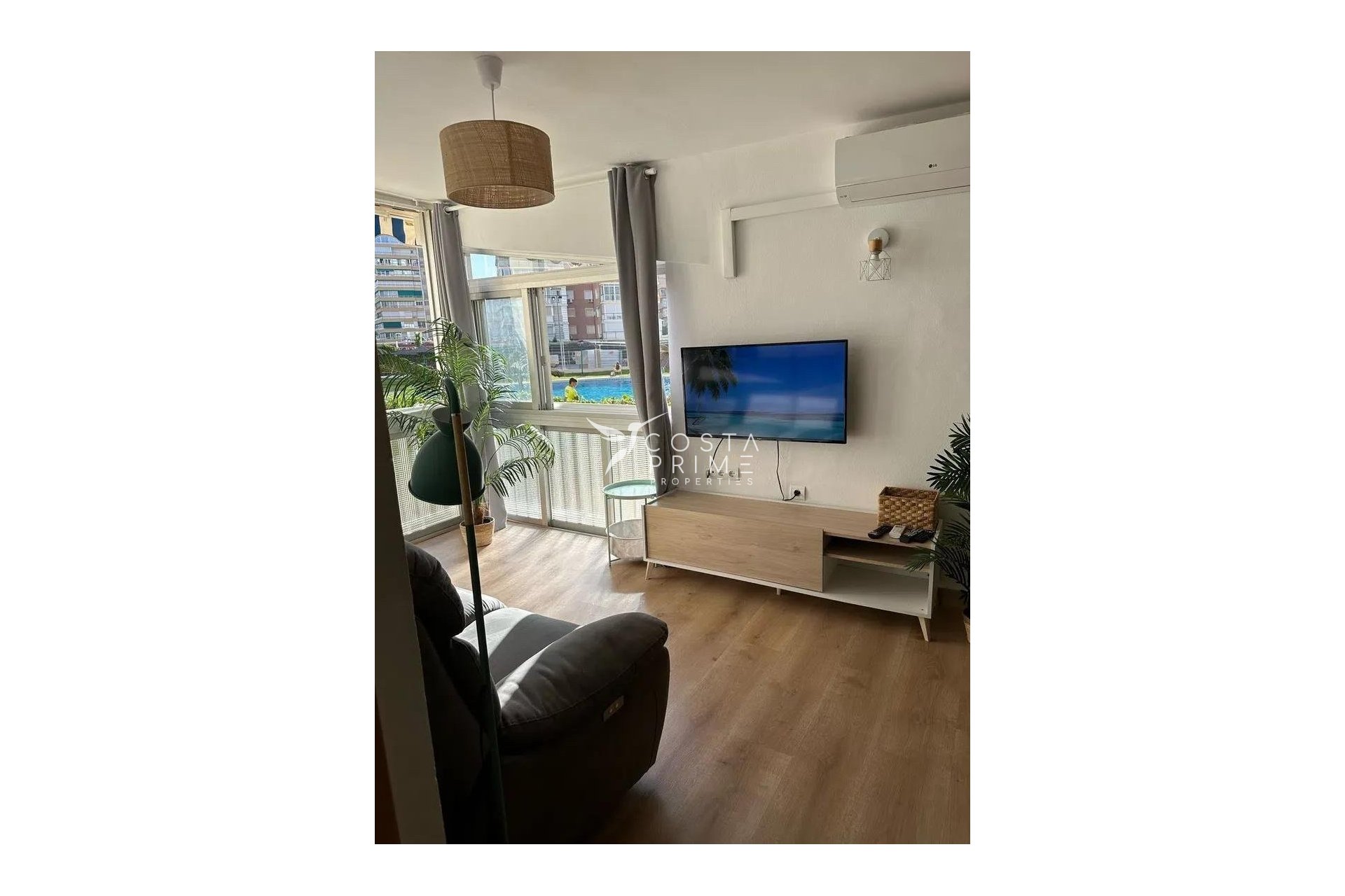 Resale - Apartment / Flat - Benidorm