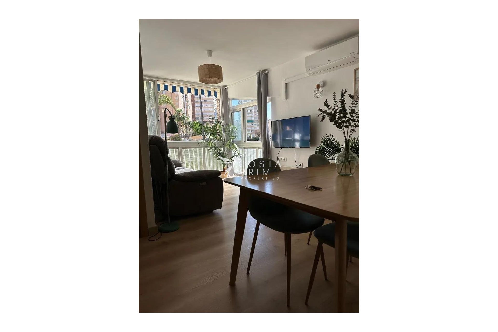 Resale - Apartment / Flat - Benidorm