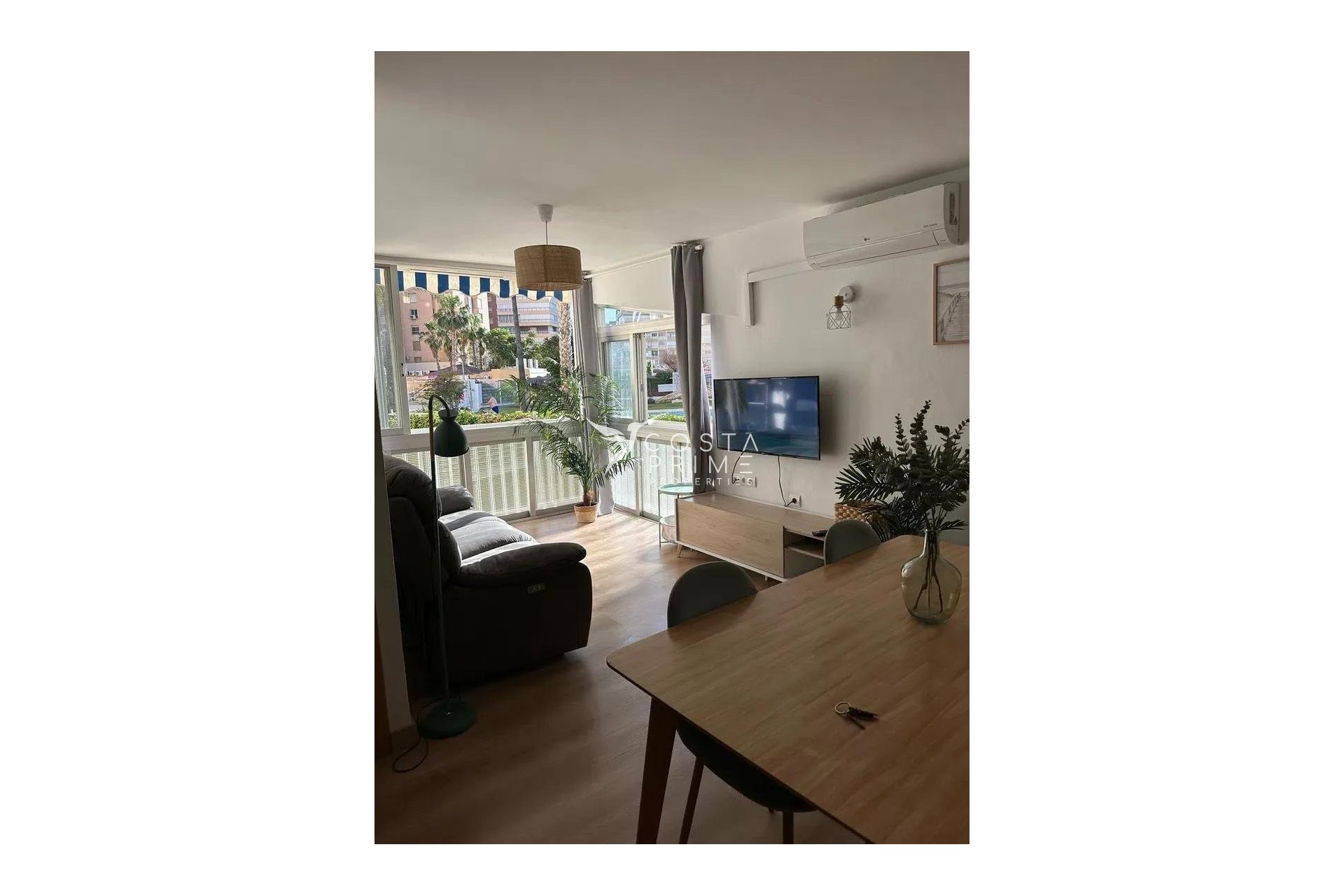 Resale - Apartment / Flat - Benidorm